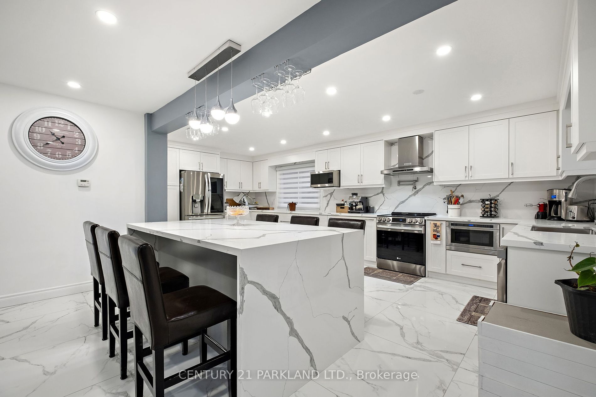 87 Bonacres Ave