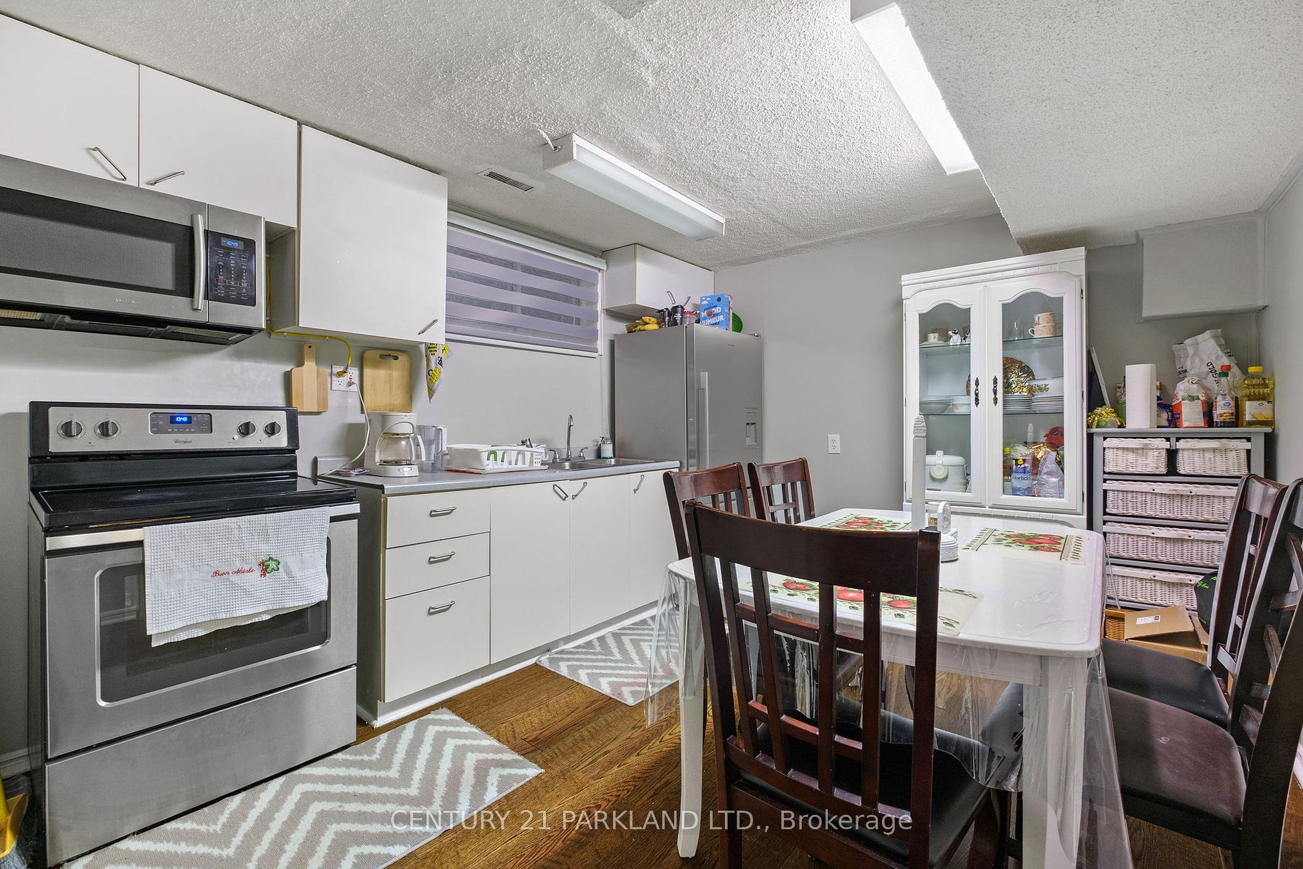 87 Bonacres Ave
