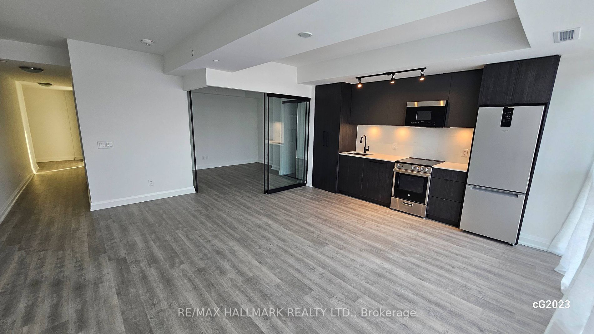2369 Danforth Avenue, #403