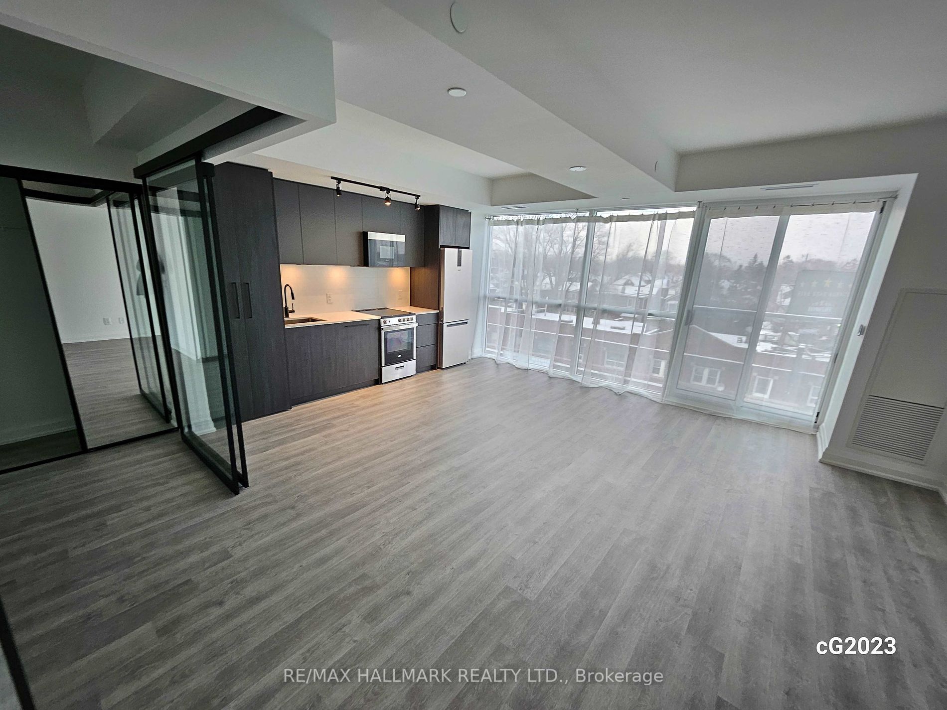 2369 Danforth Avenue, #403