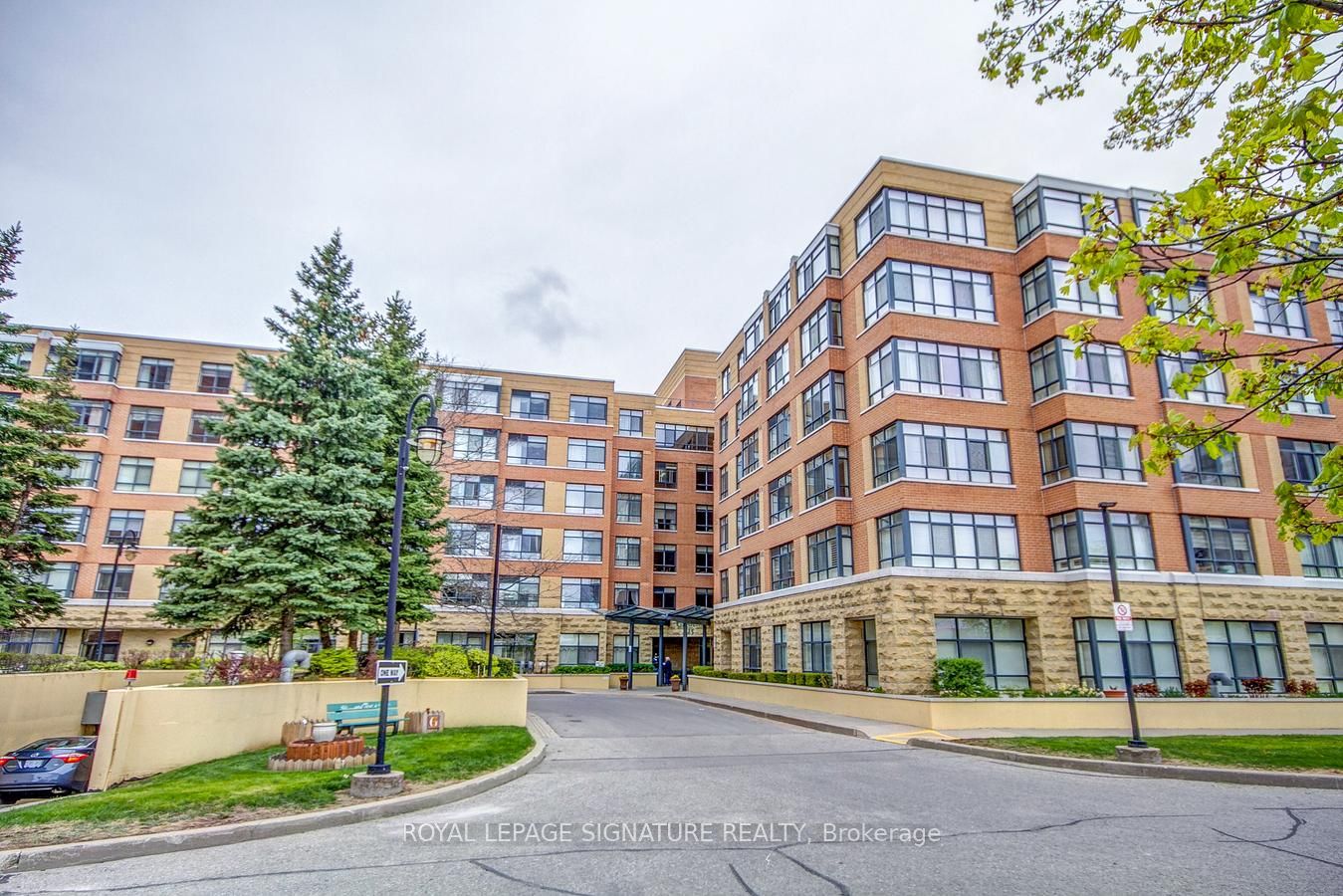 115 Bonis Ave, #115