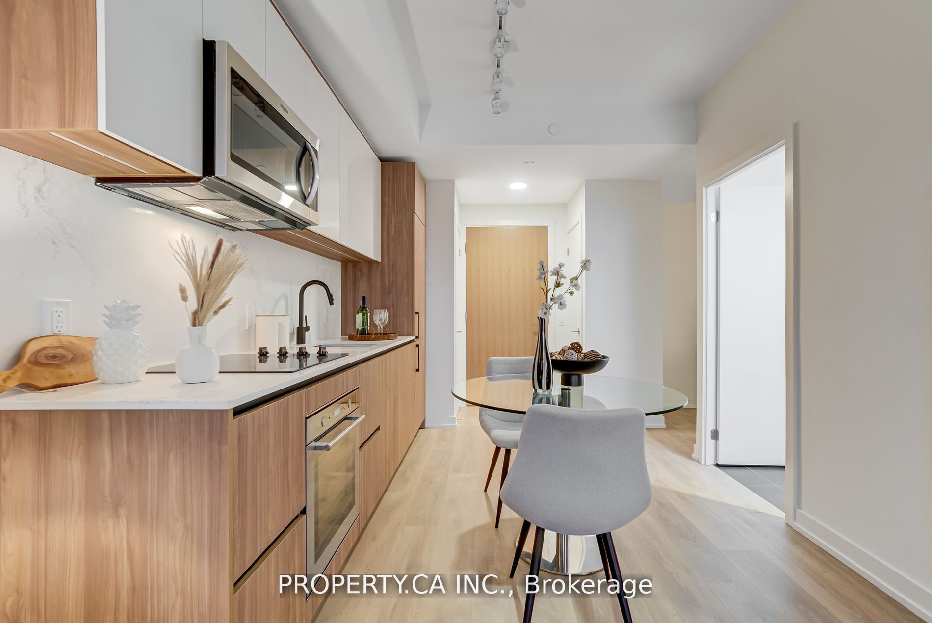 150 Logan Avenue #606