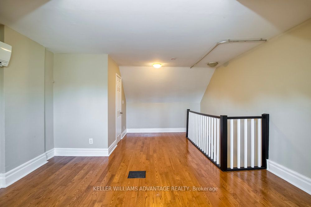 218 Broadview Avenue