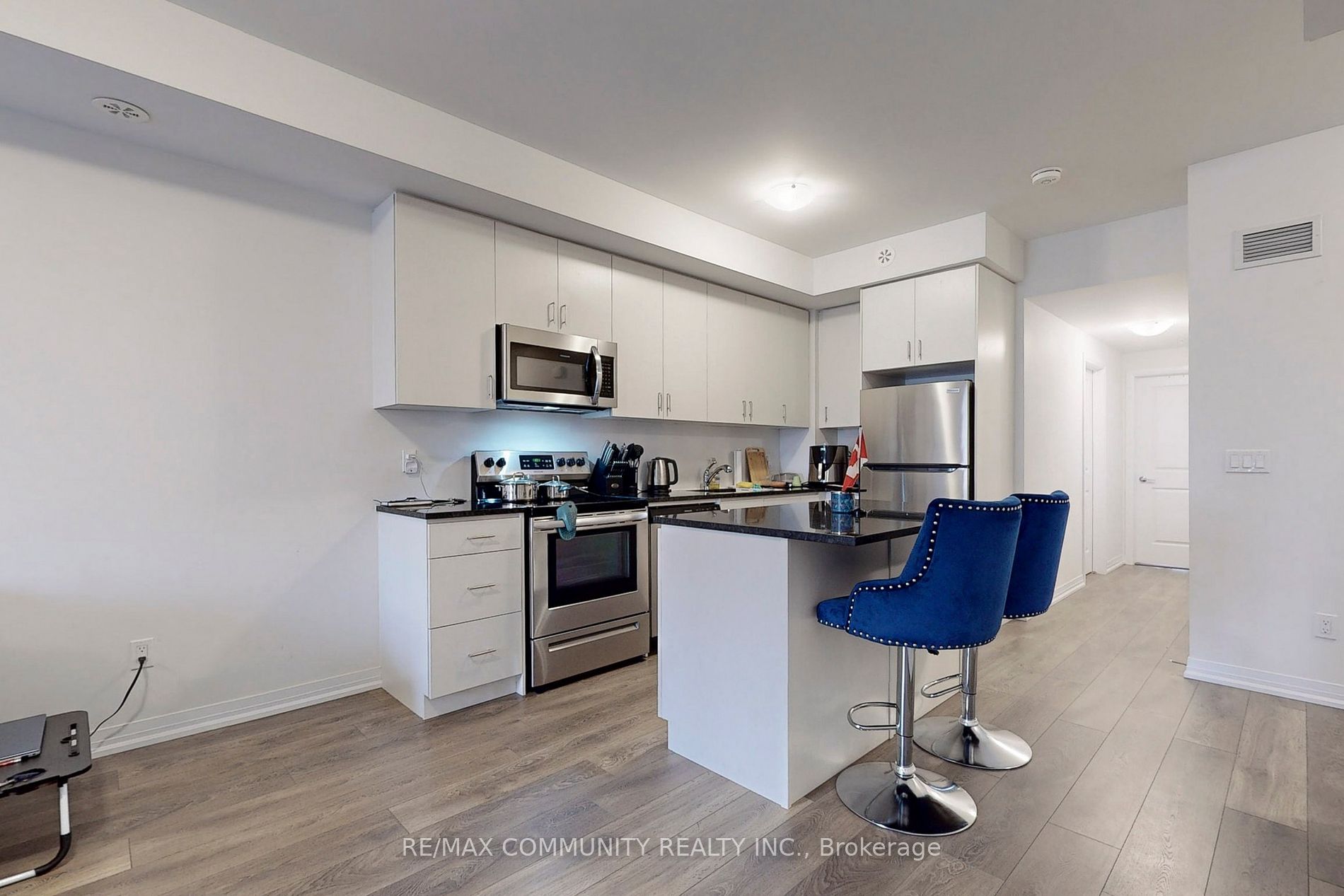 2635 William Jackson Dr, #201