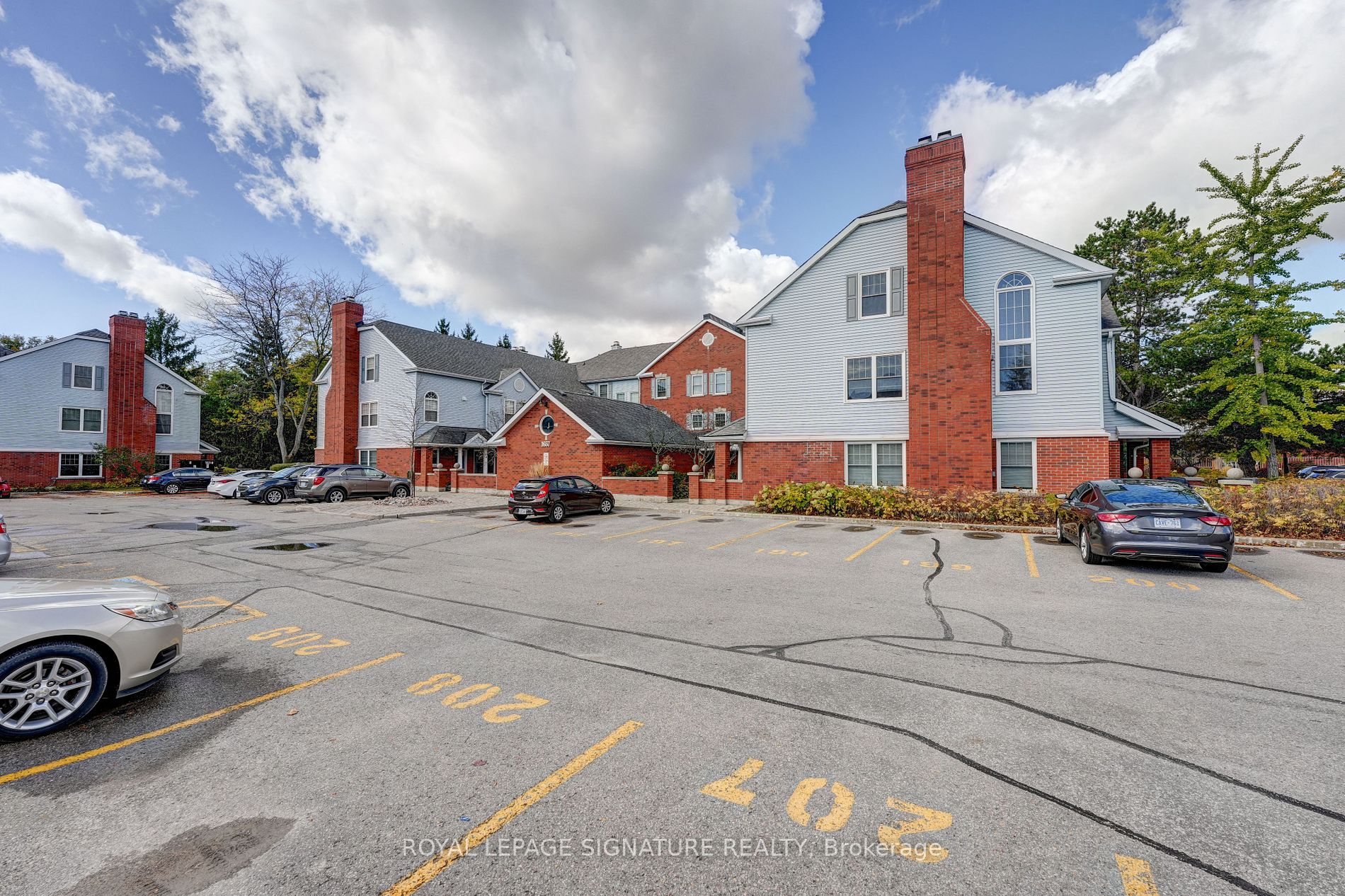 1657 Nash Rd, #J17