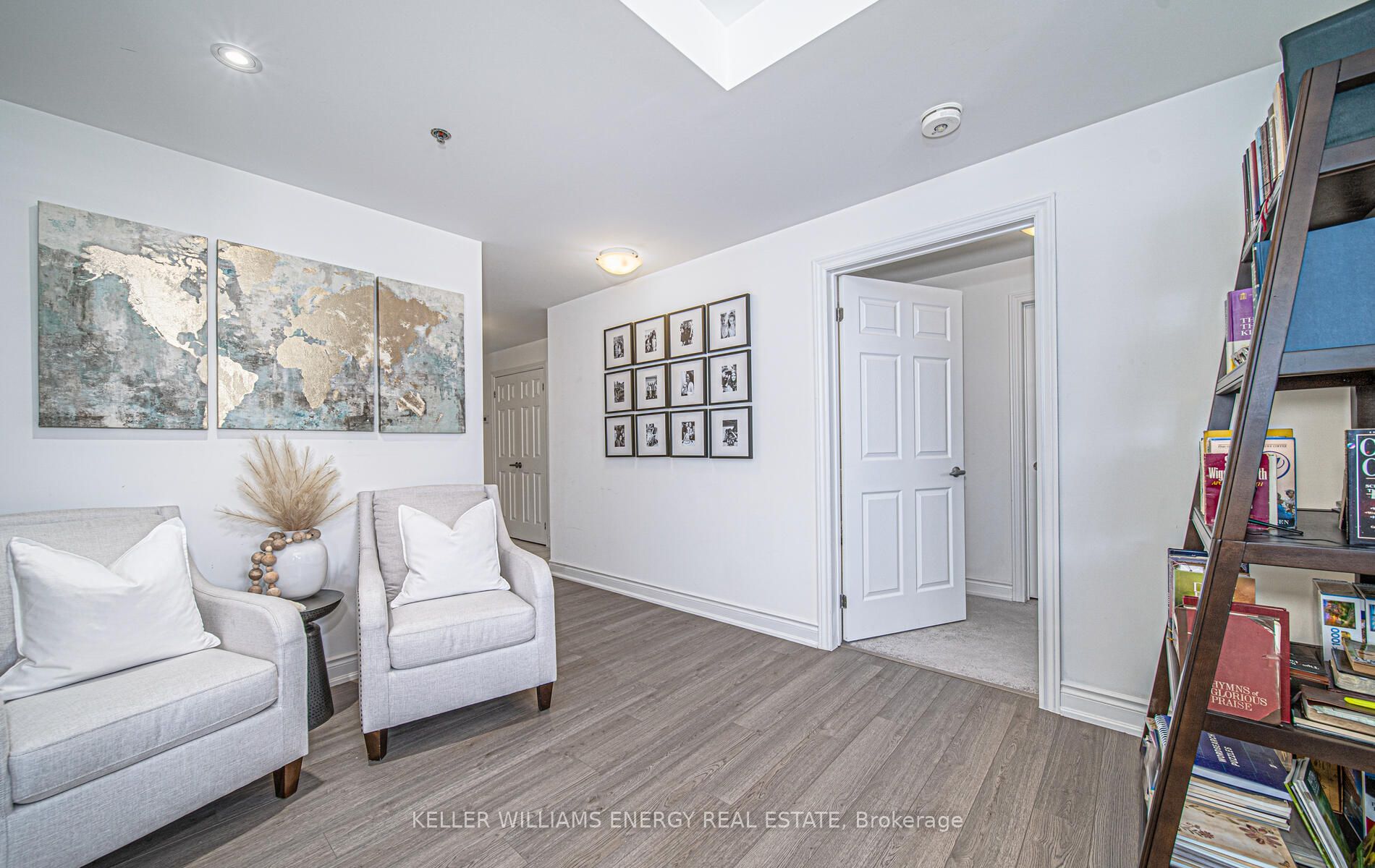21 Brookhouse Dr, #101
