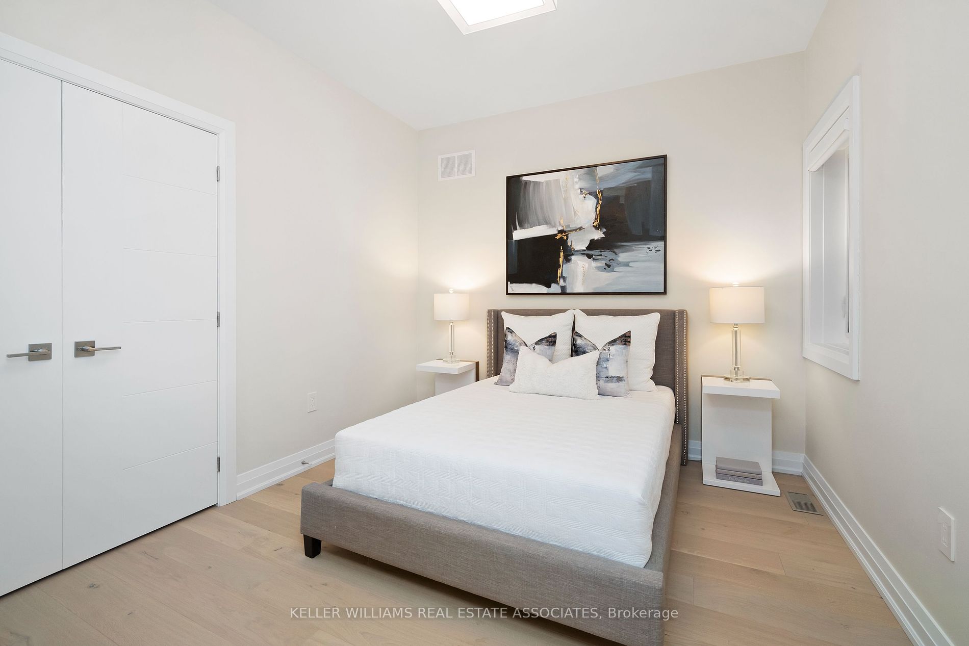 379 Woodgrange Ave