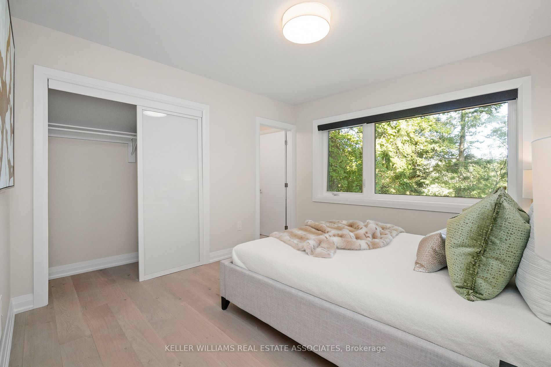379 Woodgrange Ave