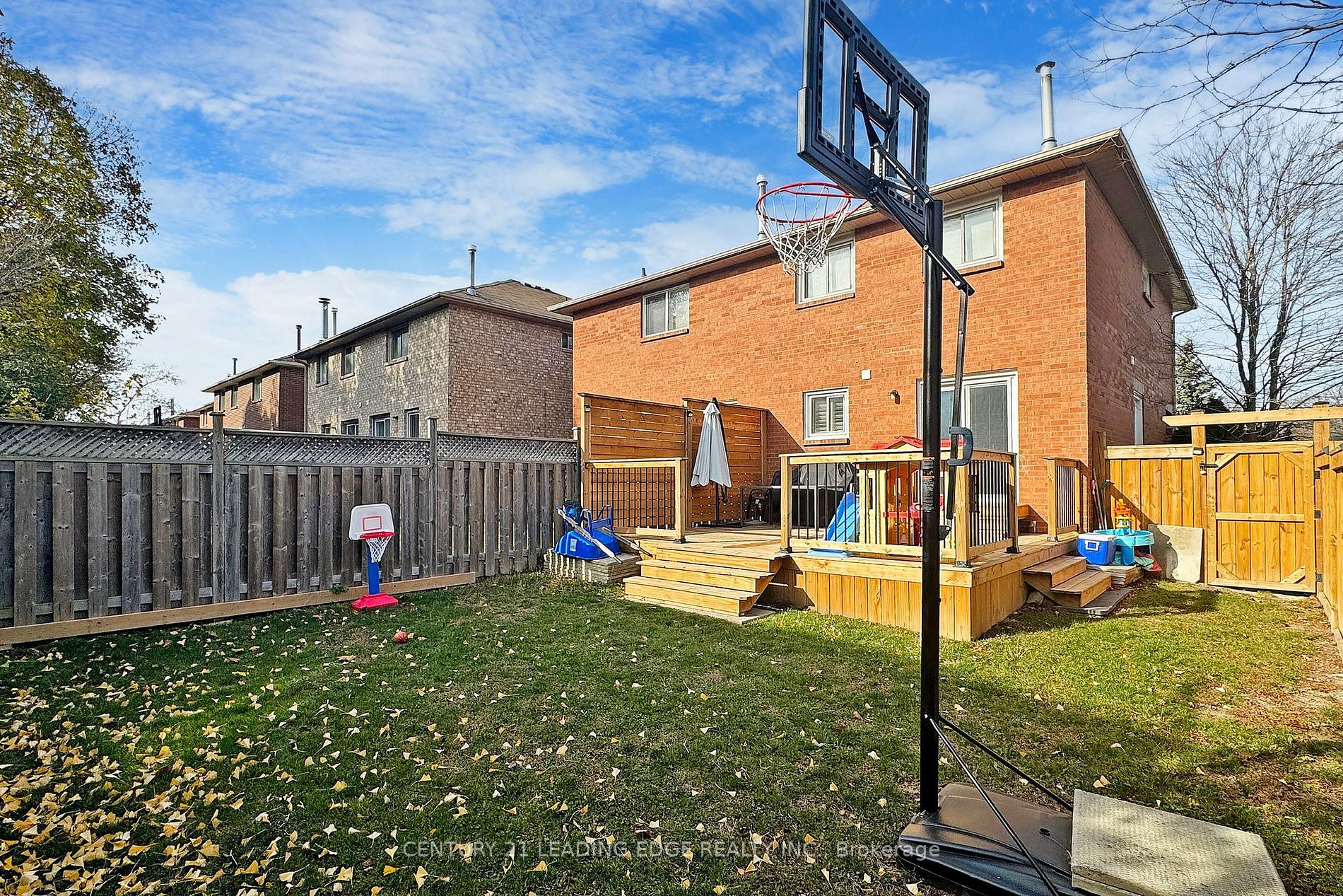 1977 Pine Grove Avenue