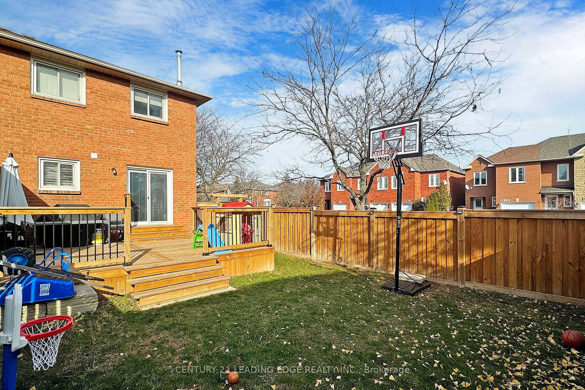 1977 Pine Grove Avenue