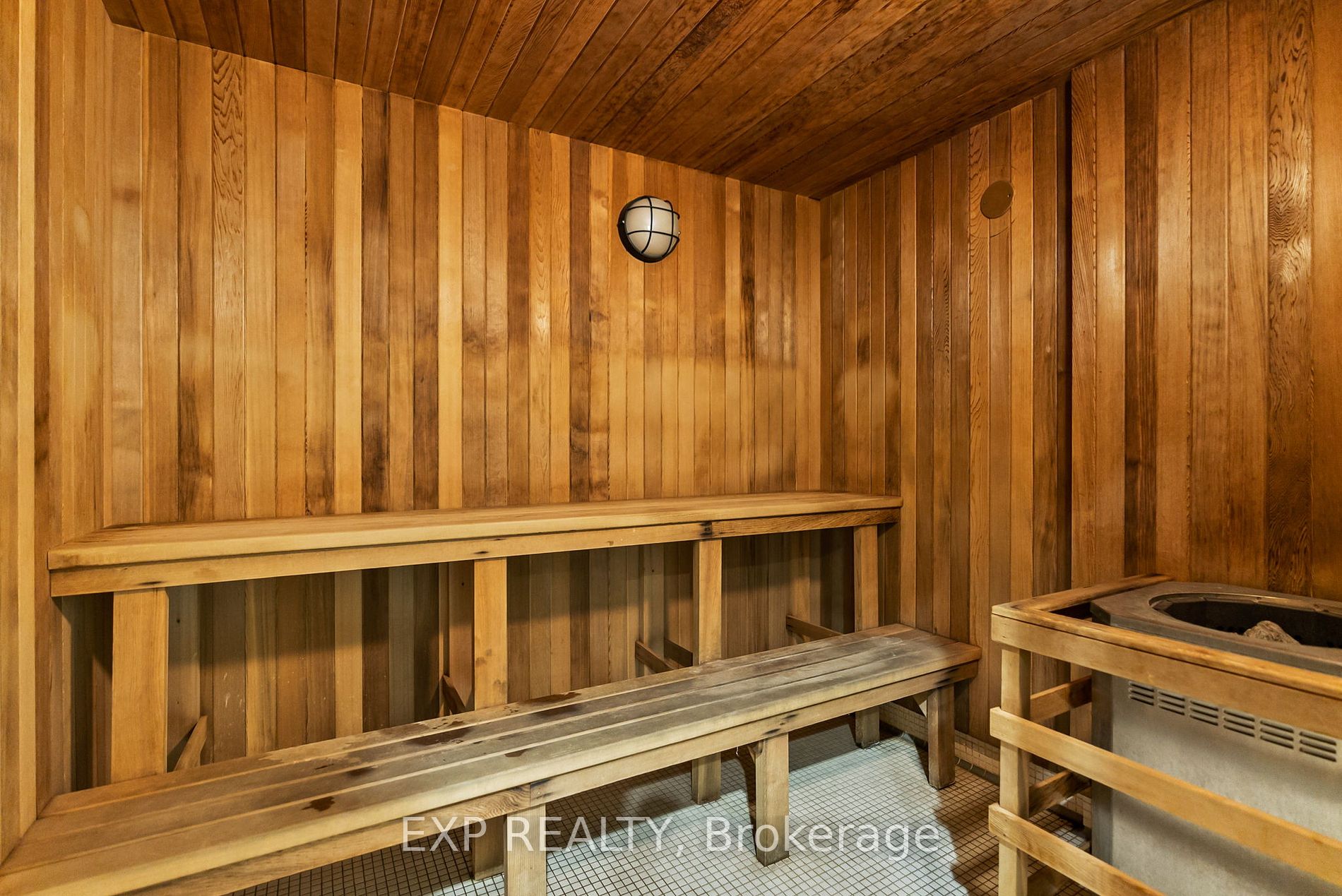68 Grangeway Ave, #202