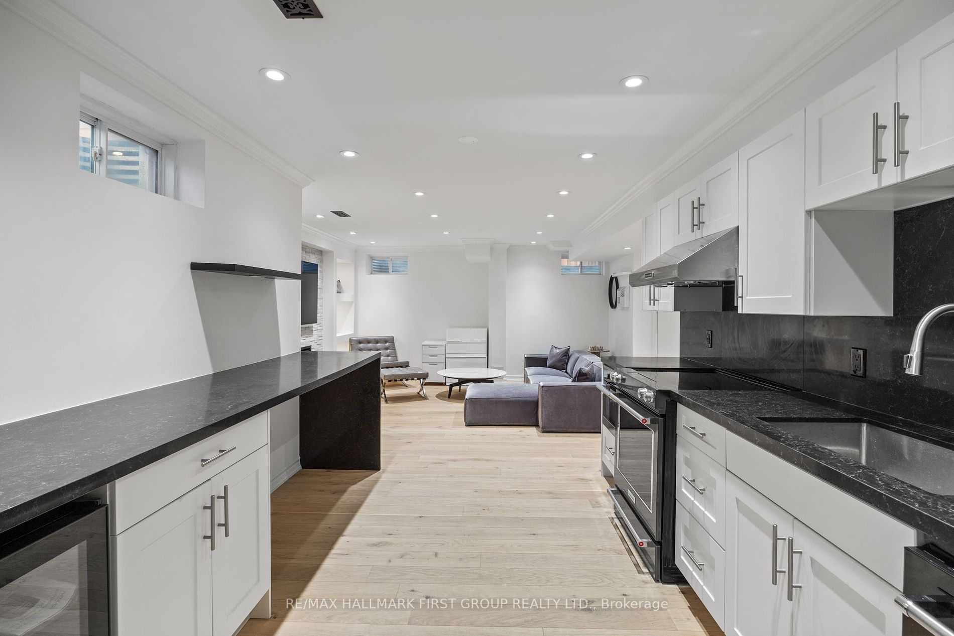 1219 Cactus Crescent