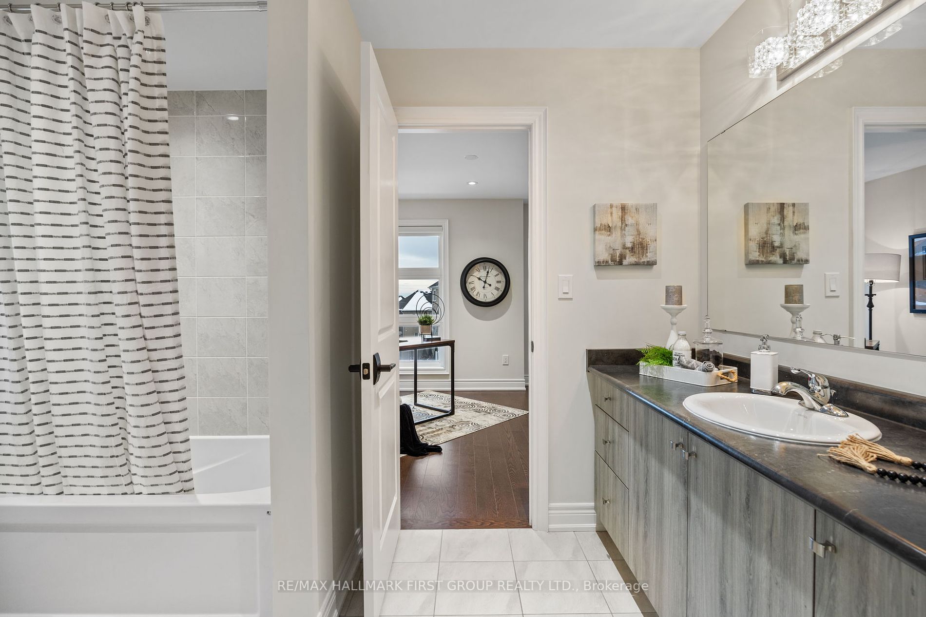 1219 Cactus Crescent