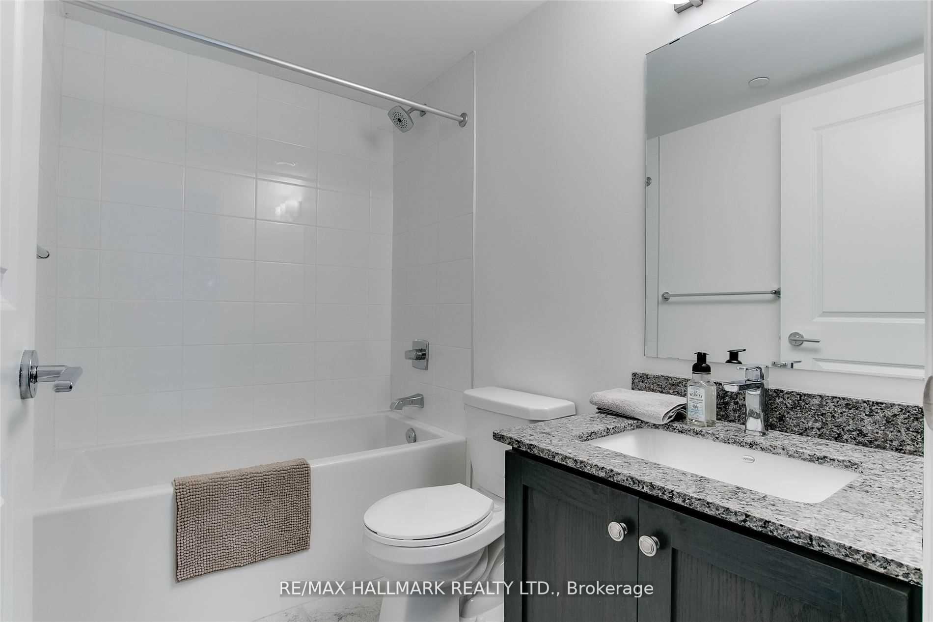 1400 Kingston Rd, #201