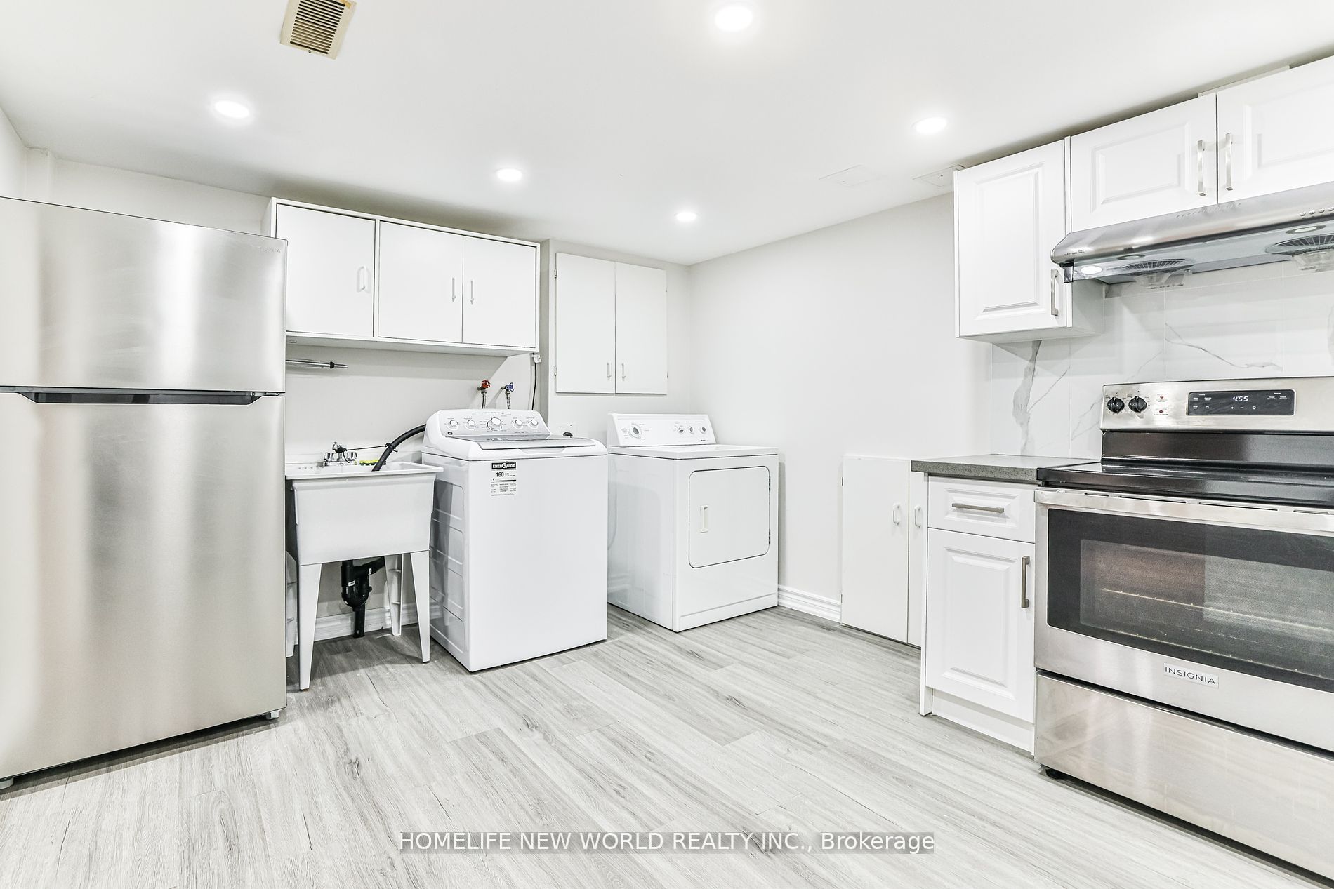 67 Georgina Dr