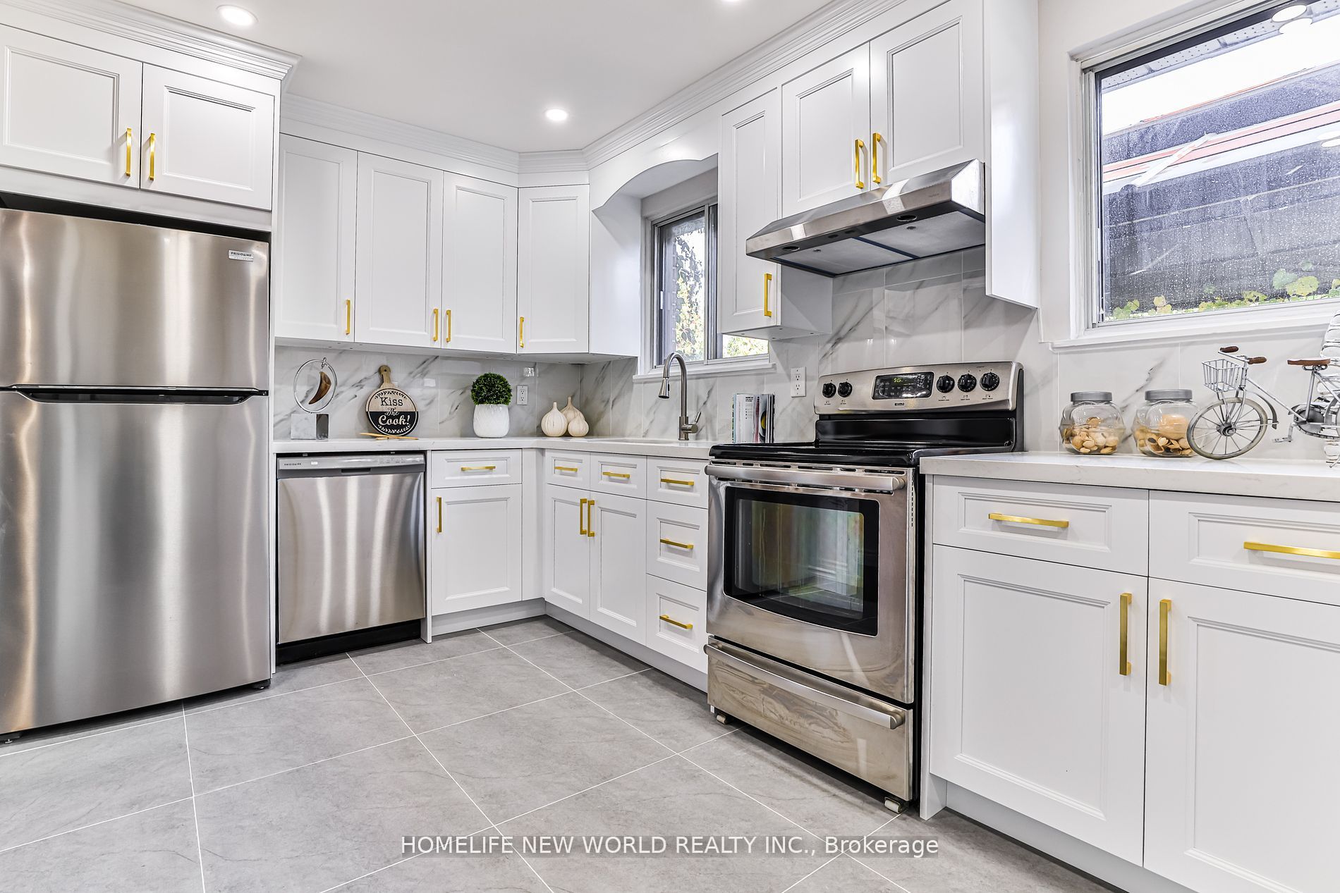 67 Georgina Dr