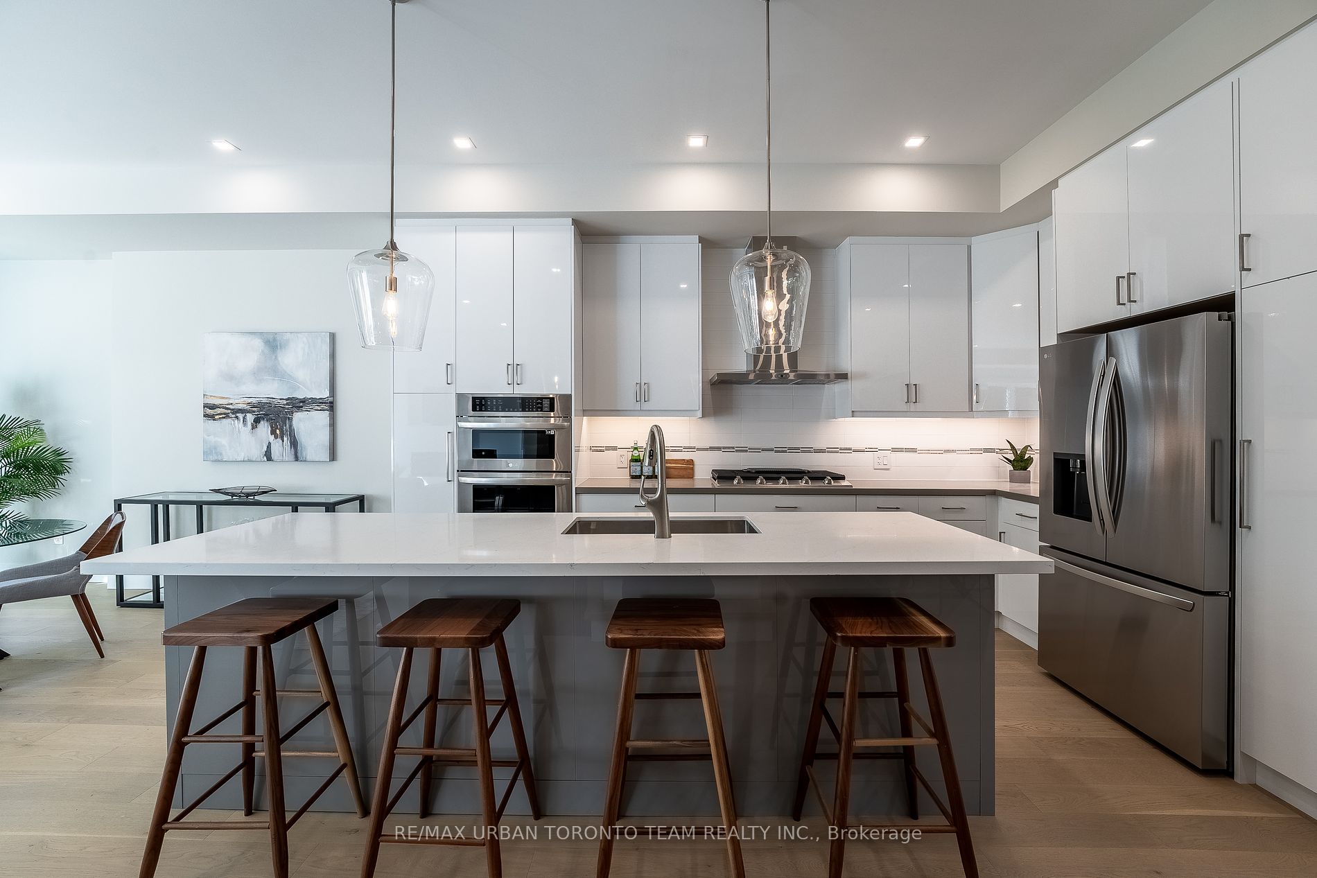 141 Kalmar Ave
