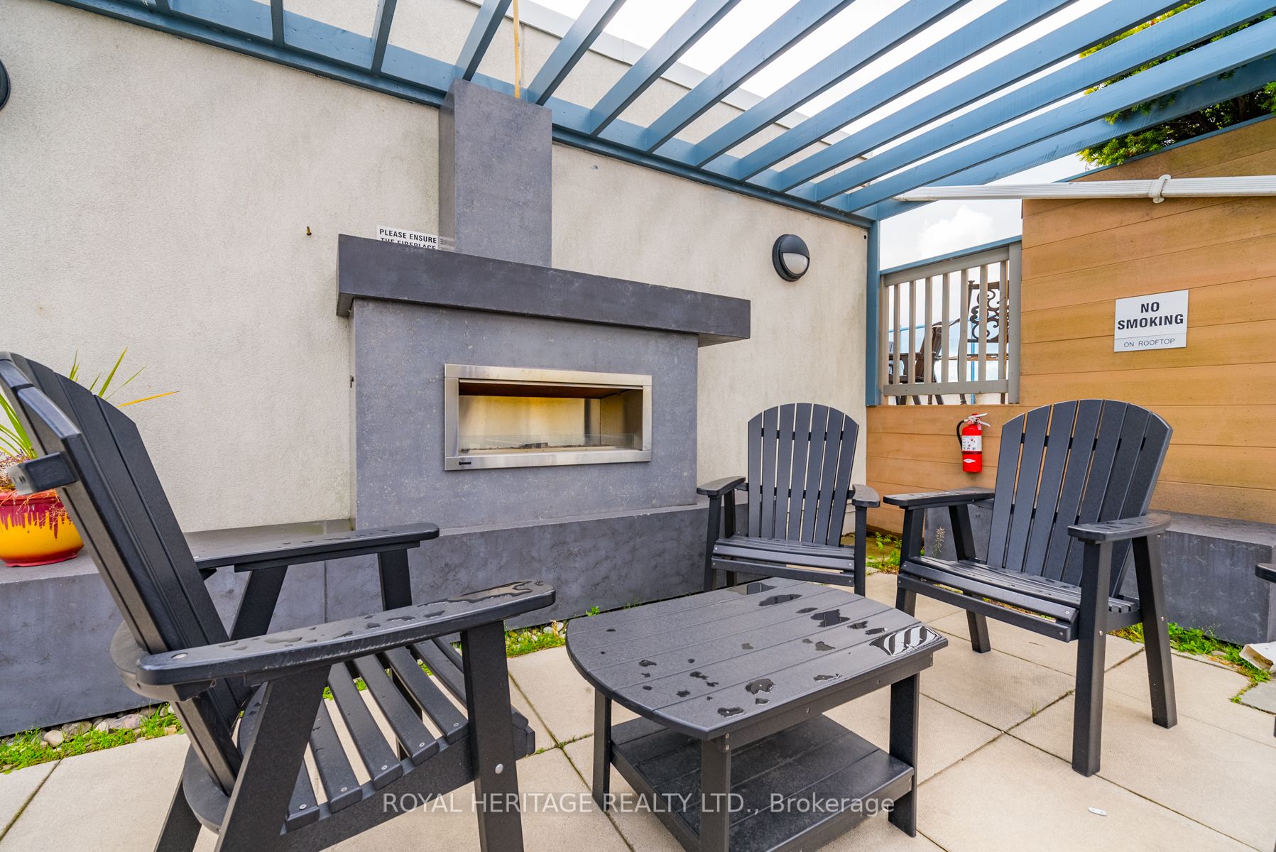 340 Watson Street W, #309