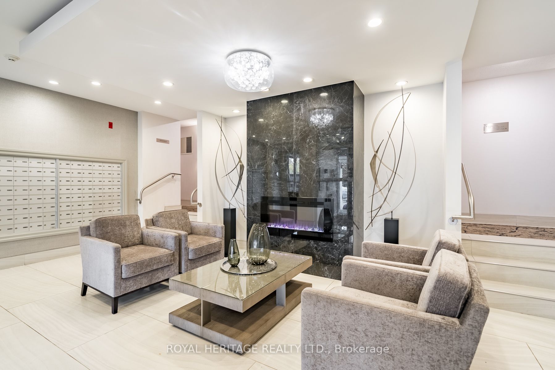 340 Watson Street W, #309
