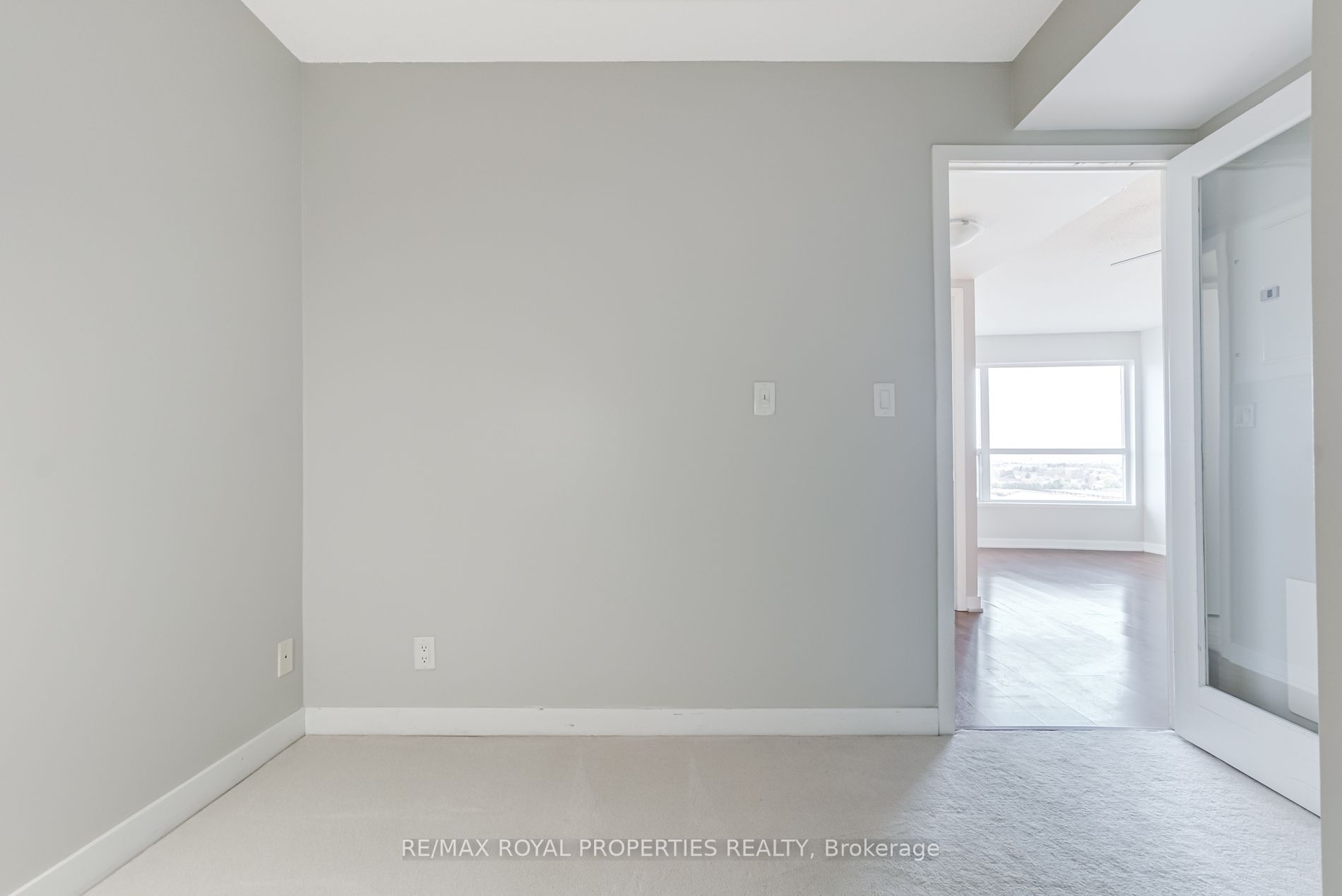 36 Lee Centre Drive, #1502