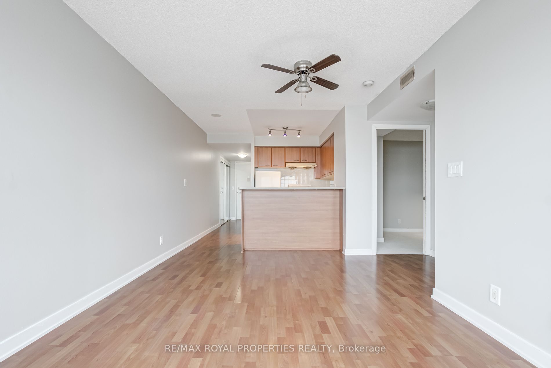 36 Lee Centre Drive, #1502