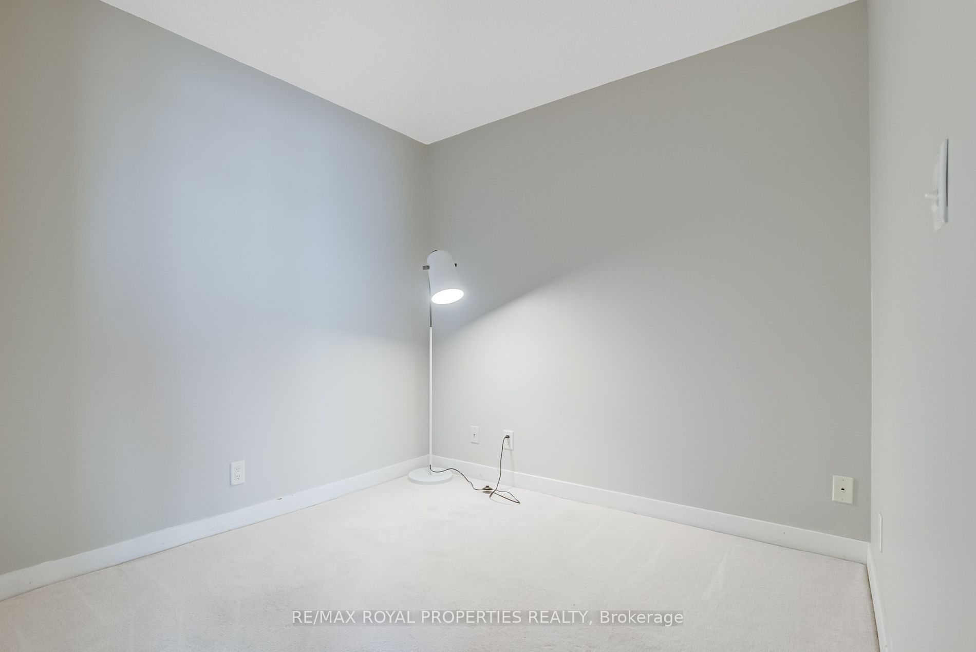 36 Lee Centre Drive, #1502