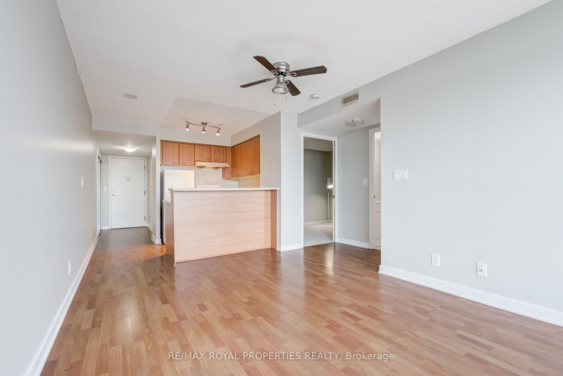 36 Lee Centre Drive, #1502