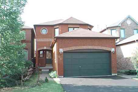 66 Fieldnest Cres