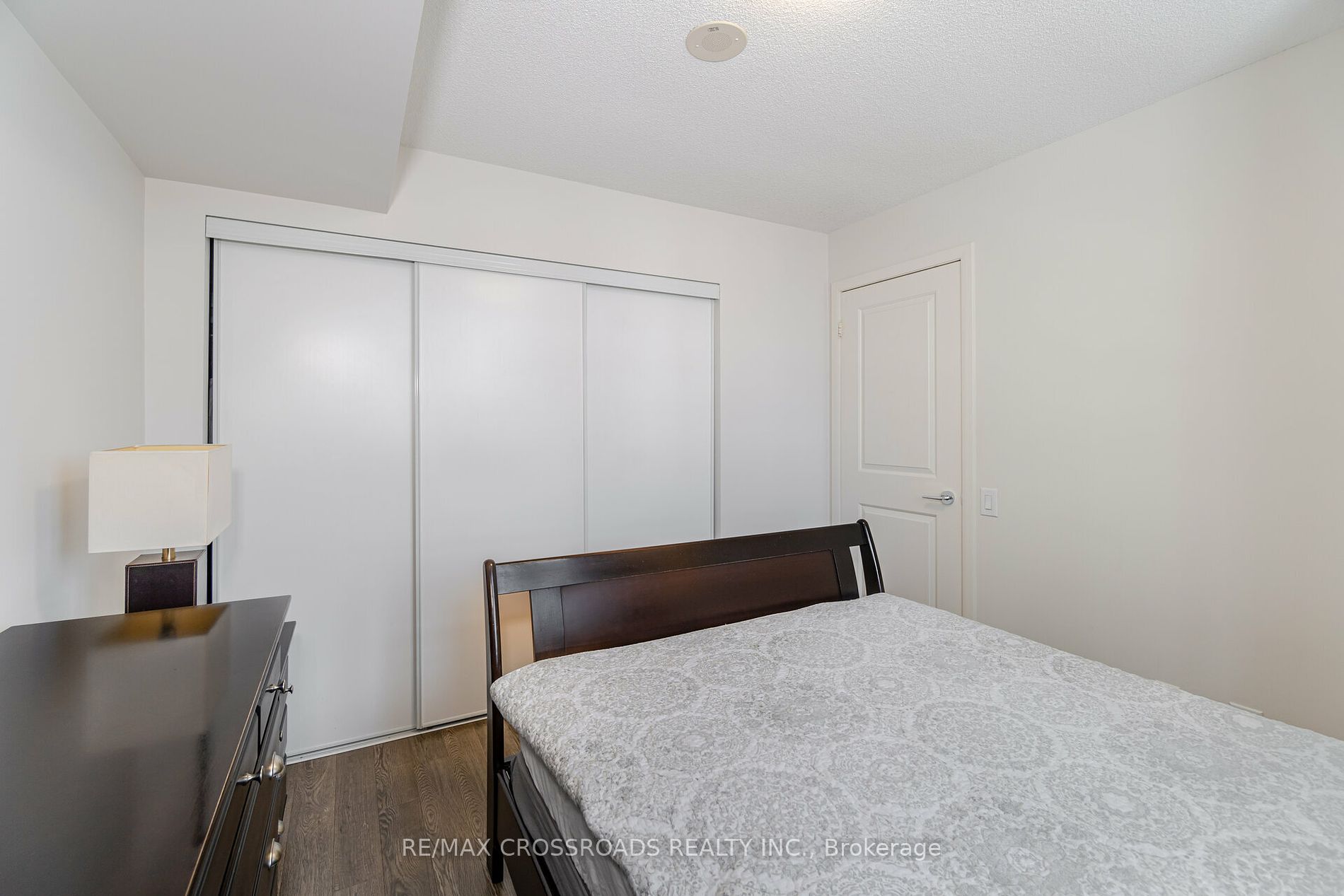 190 Borough Dr, #809