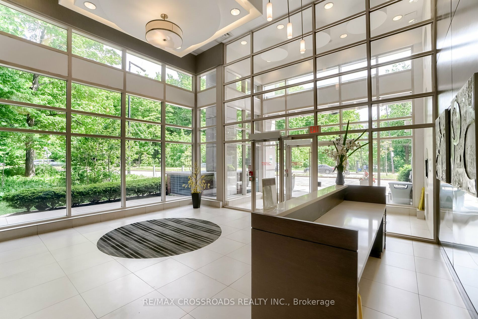 190 Borough Dr, #809