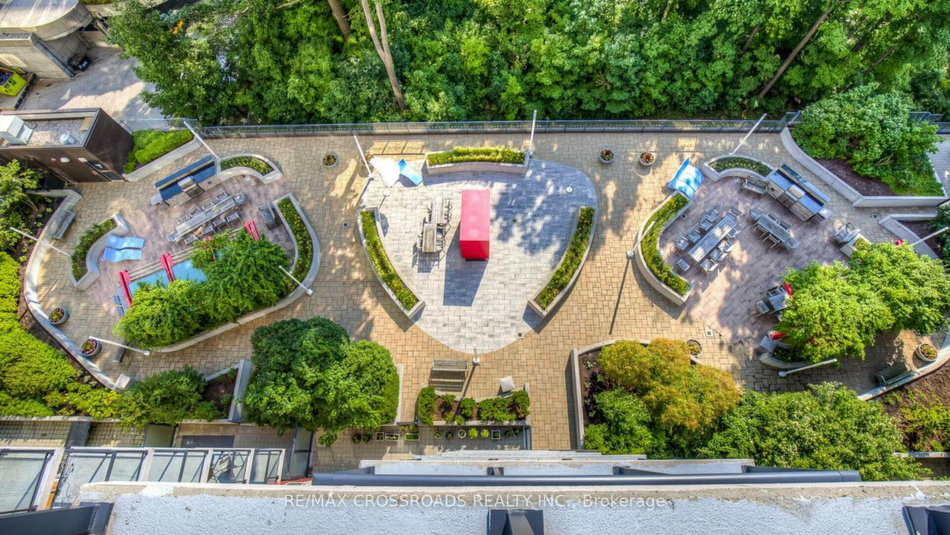 190 Borough Dr, #809