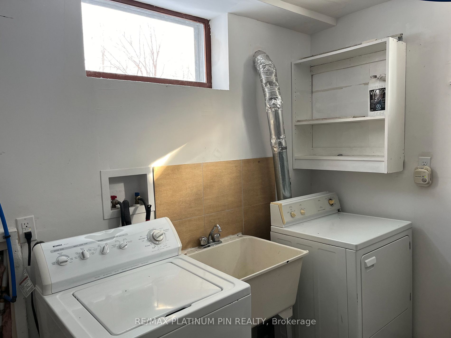 23 Heatherwood Rd