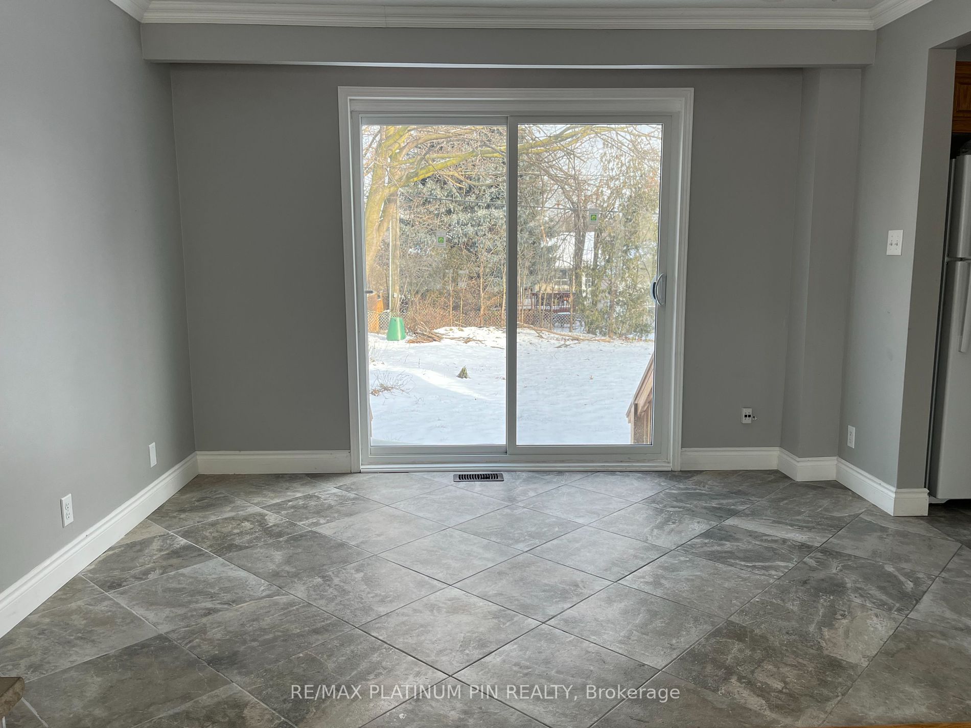23 Heatherwood Rd