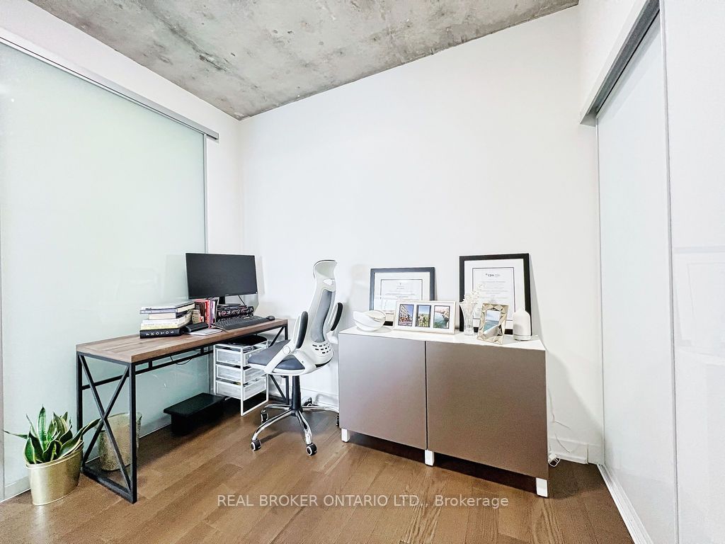 30 Baseball Place #429