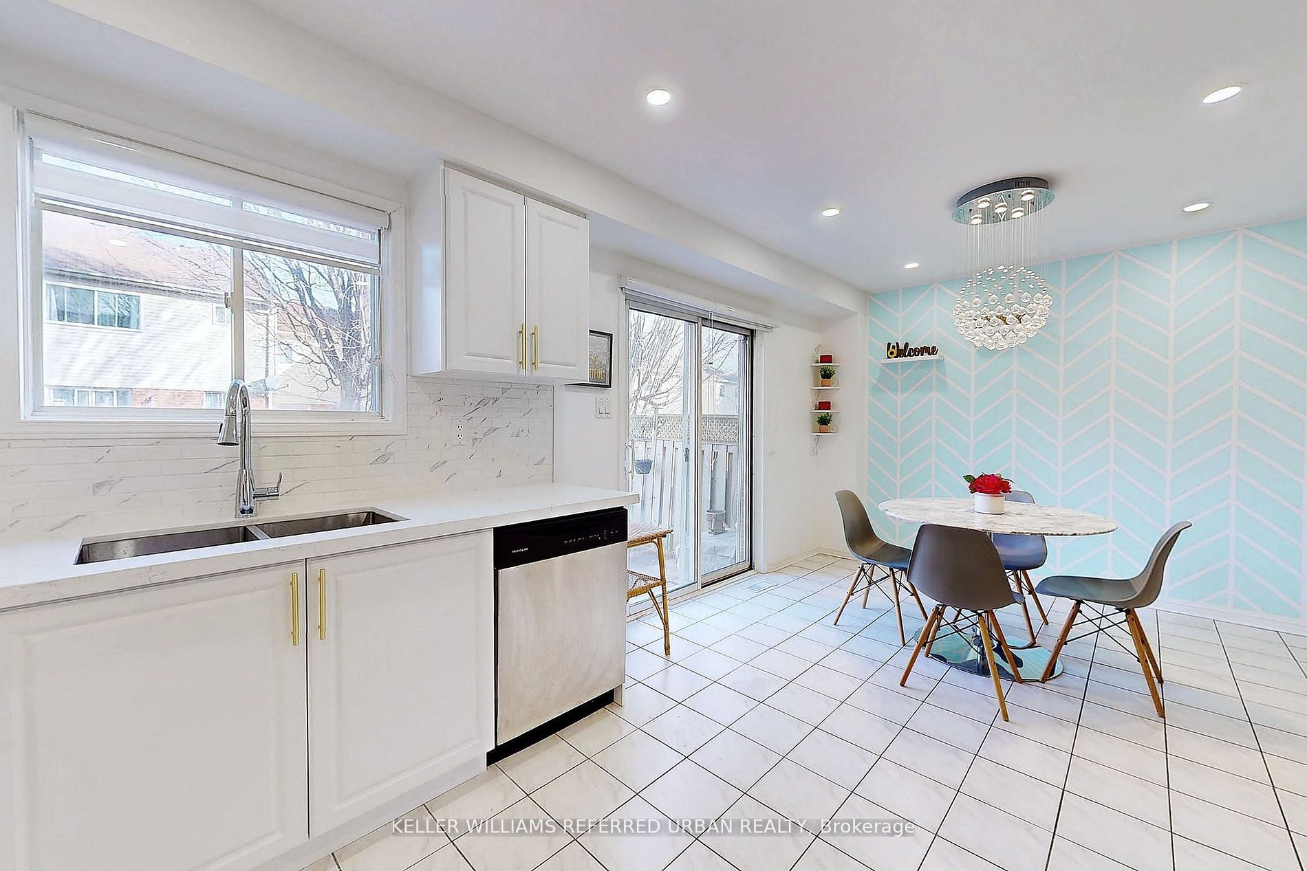 49 Landerville Lane