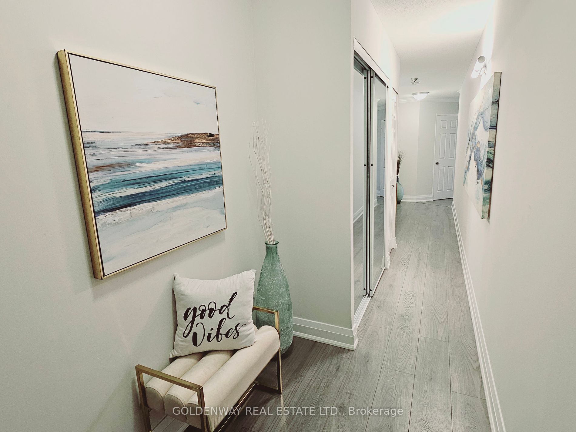2 Westney Rd N, #1204