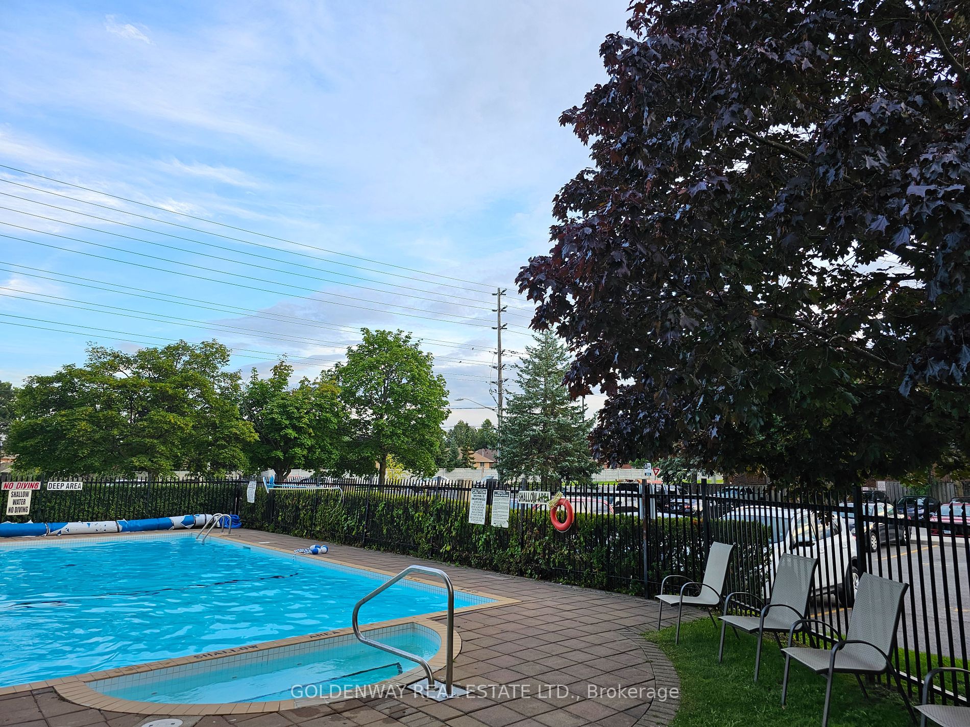2 Westney Rd N, #1204