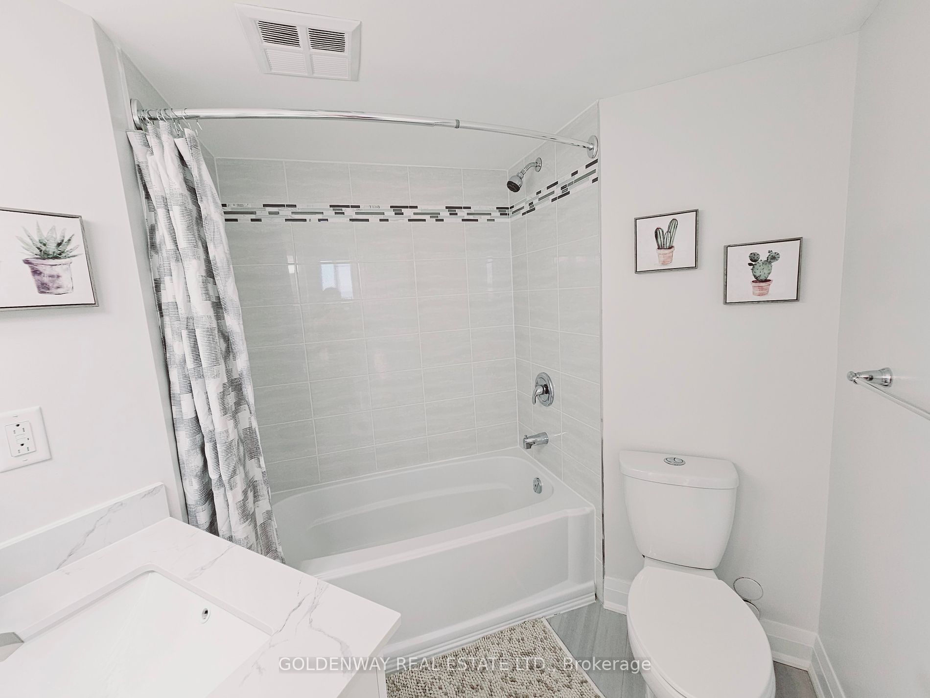 2 Westney Rd N, #1204