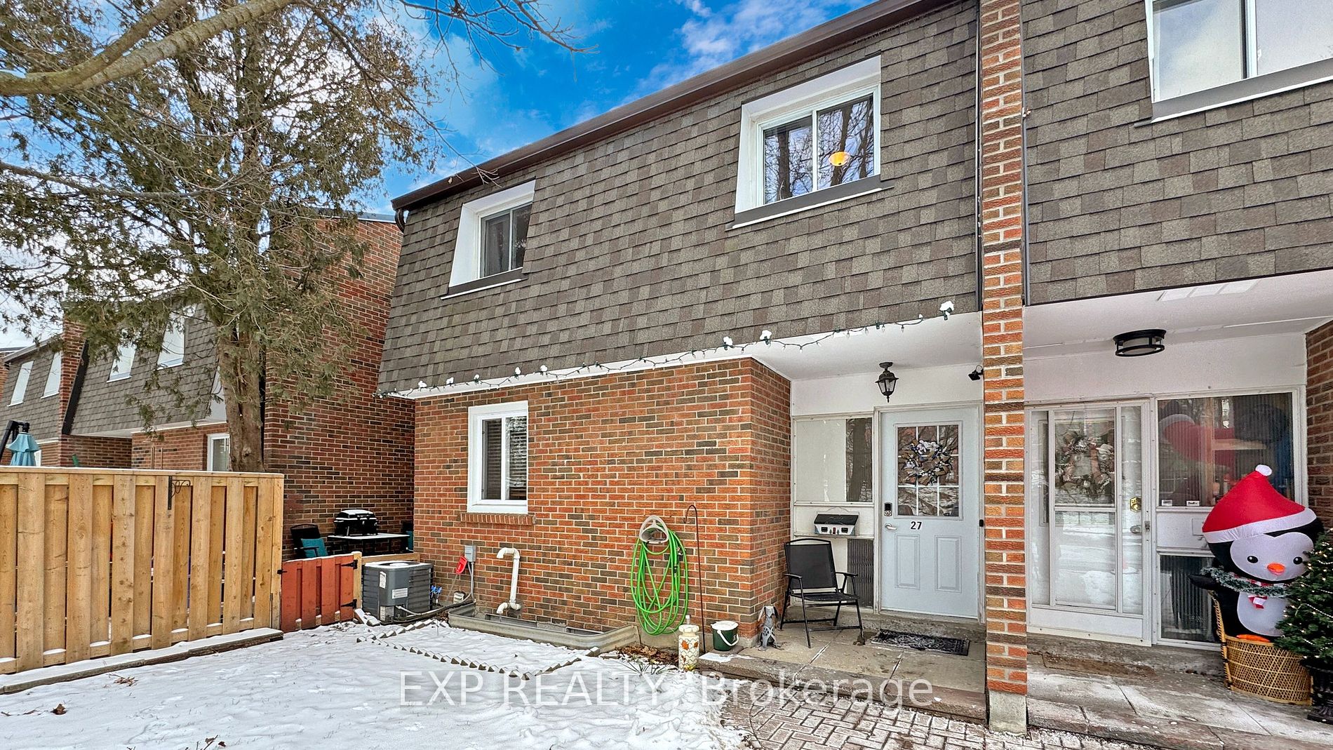 101 Dovedale Drive, #27