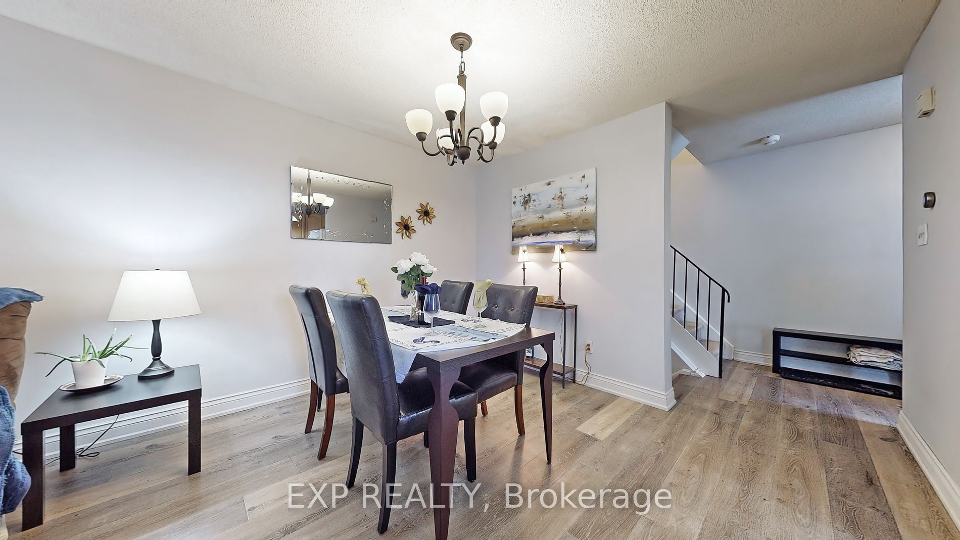 101 Dovedale Drive, #27