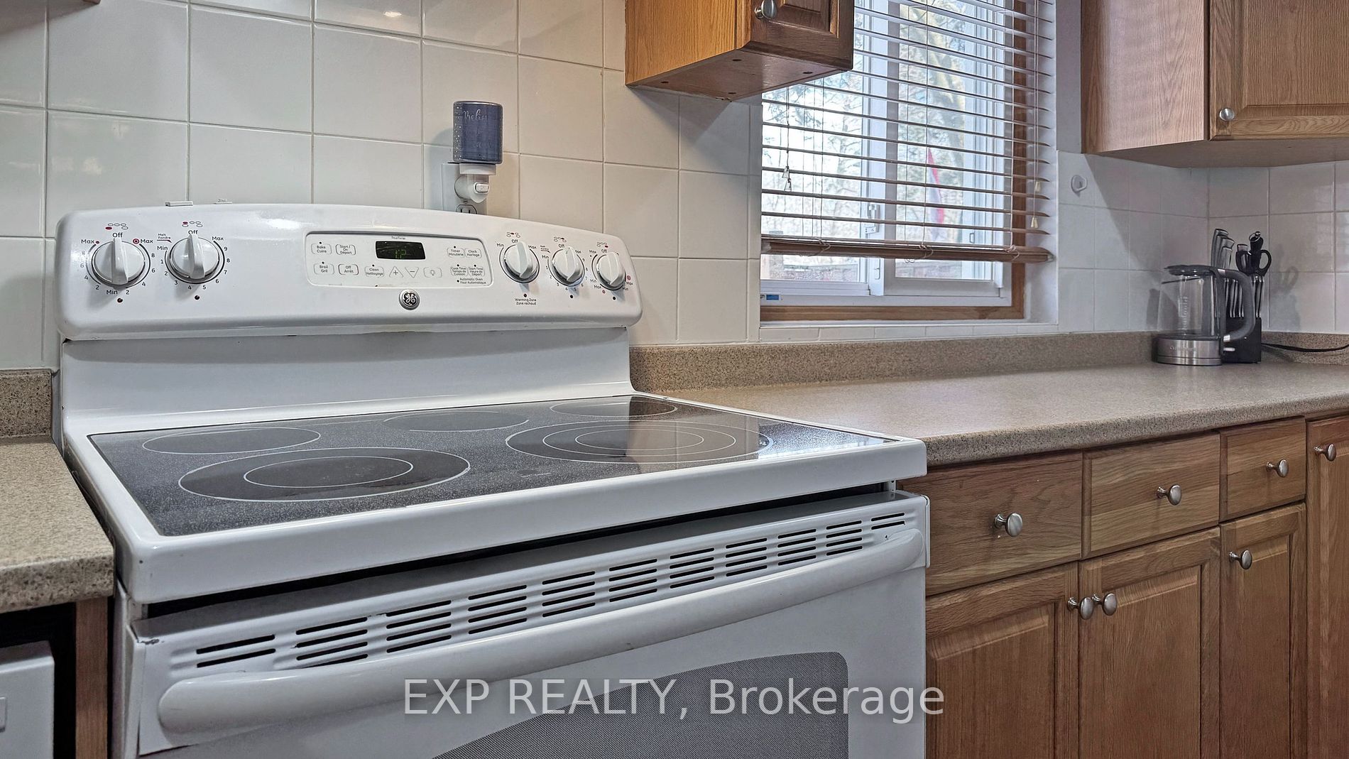 101 Dovedale Drive, #27
