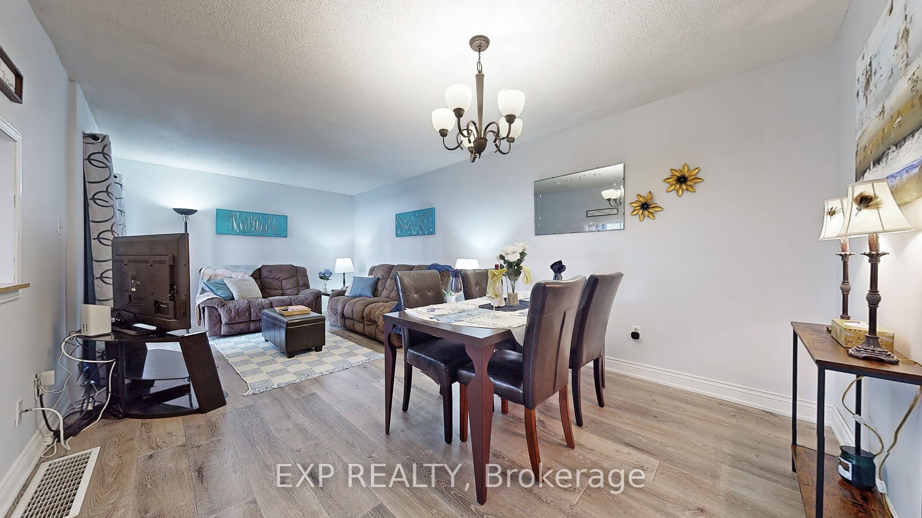 101 Dovedale Drive, #27