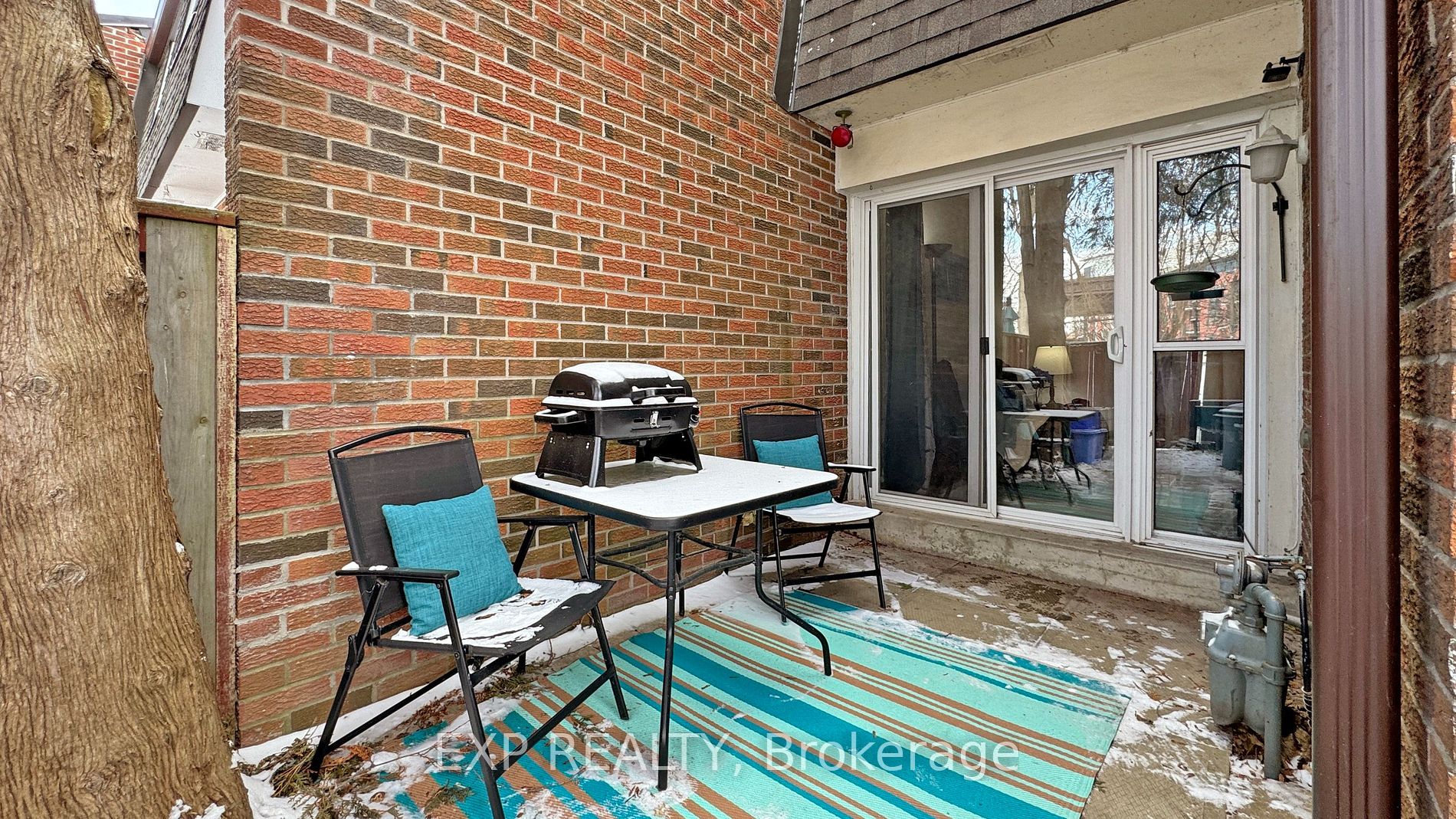 101 Dovedale Drive, #27