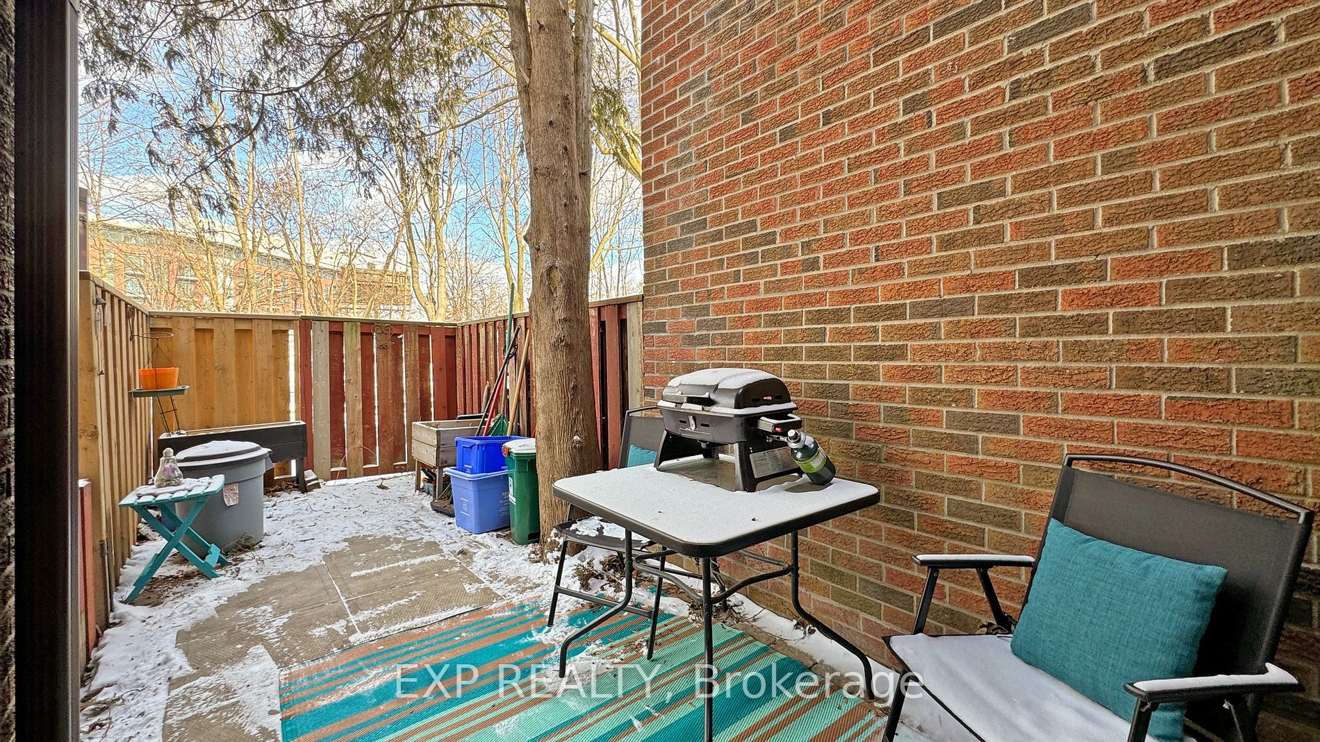 101 Dovedale Drive, #27