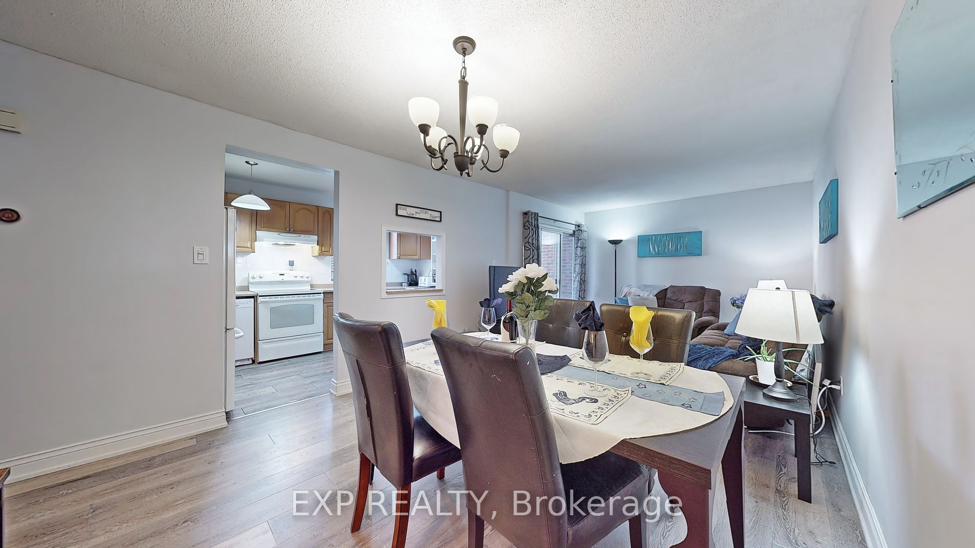 101 Dovedale Drive, #27