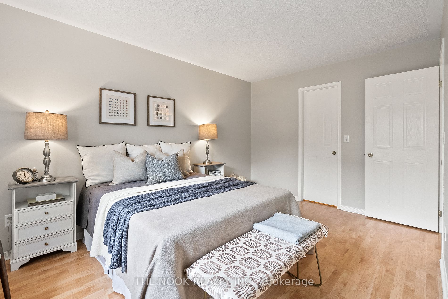100 Mcfeeters Cres