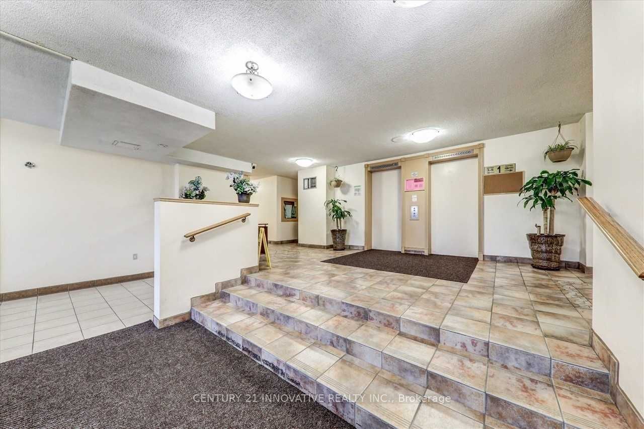 10 Tapscott Road, #1207