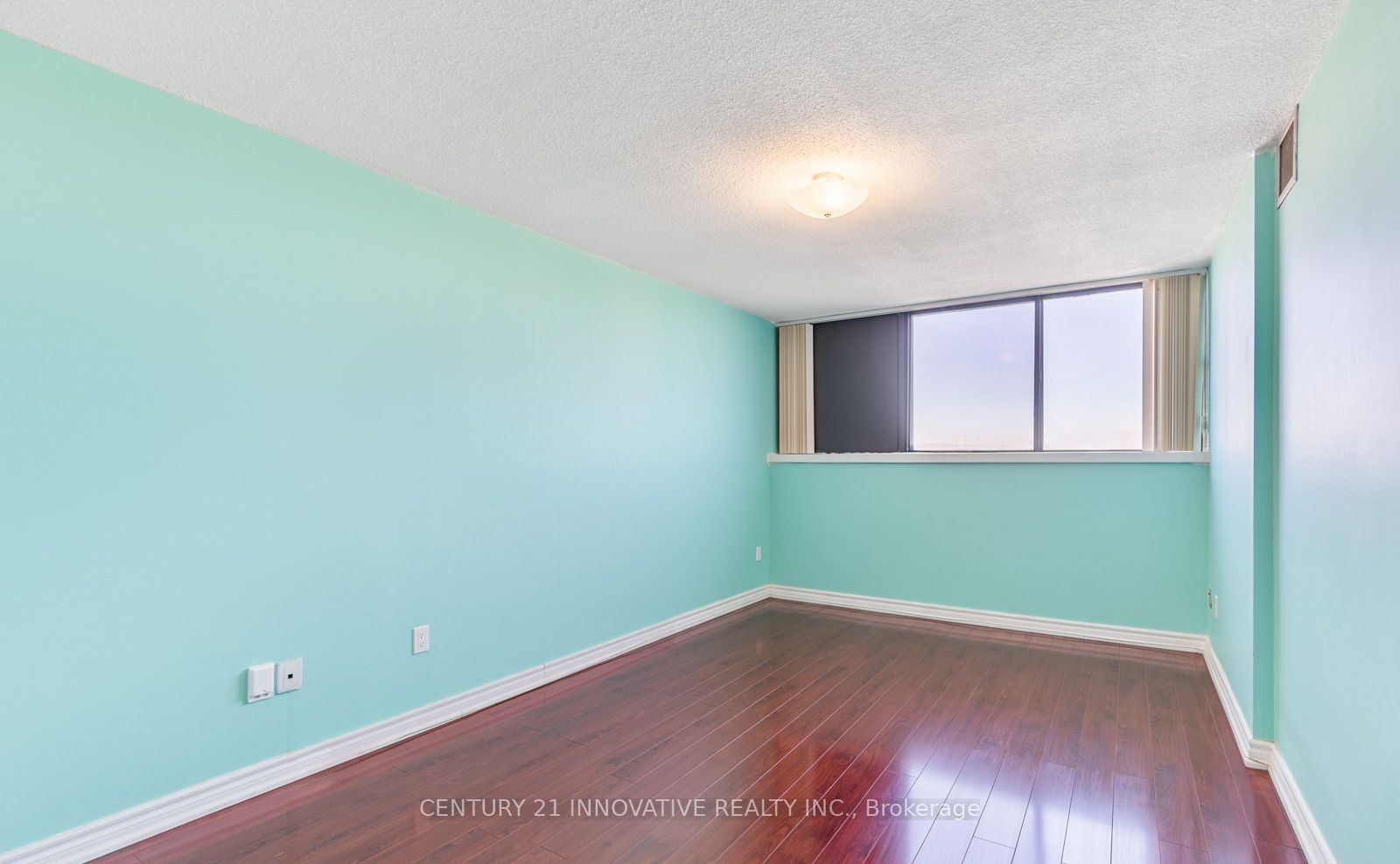 10 Tapscott Road, #1207