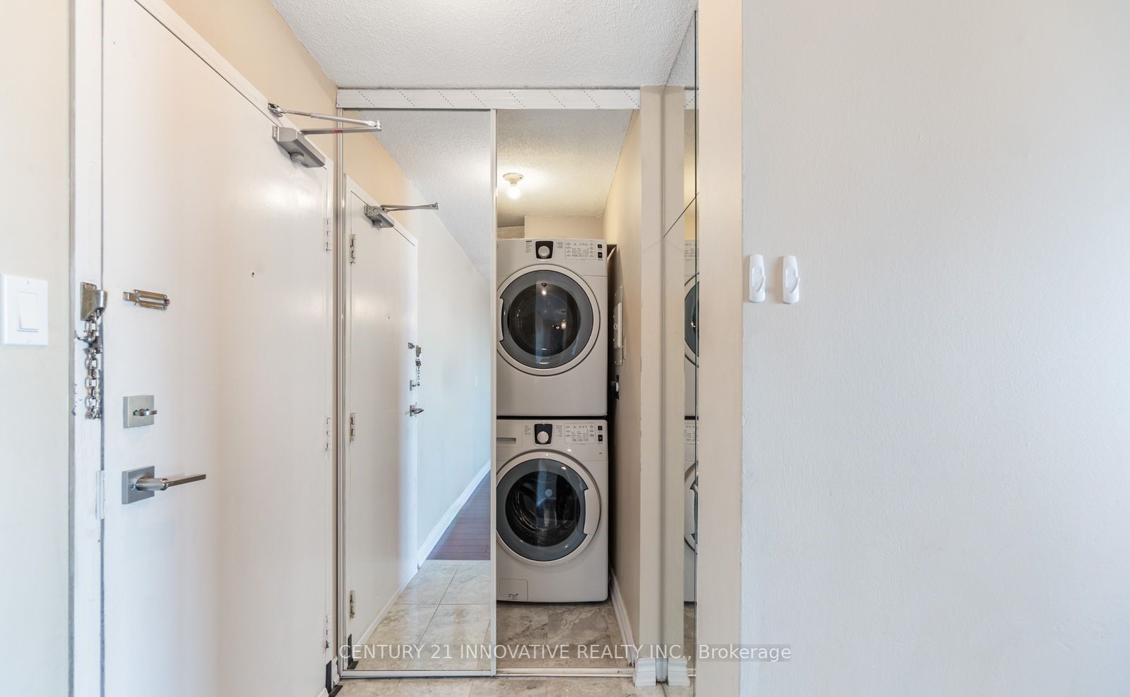 10 Tapscott Road, #1207