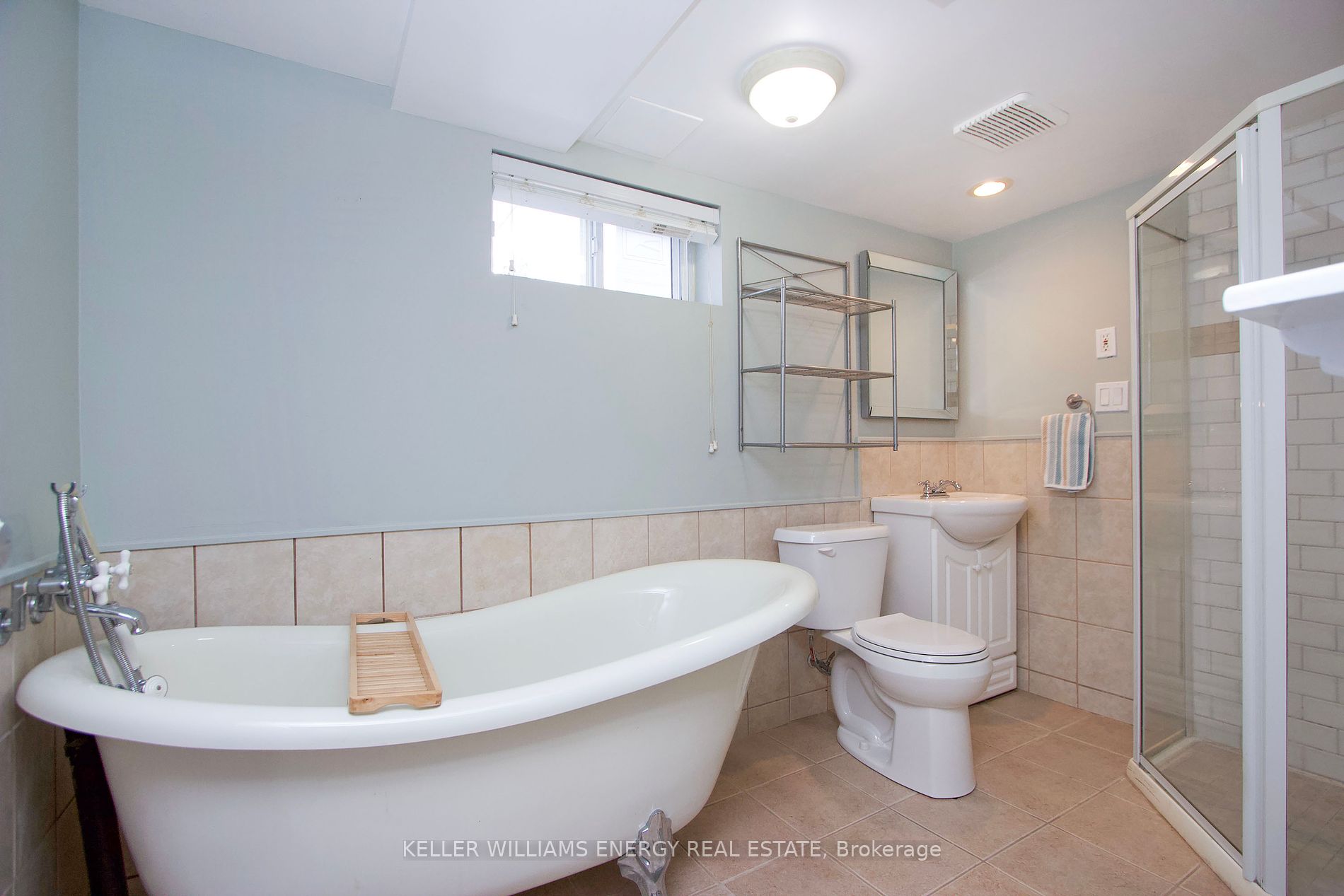 356 Gliddon Ave, #Lower